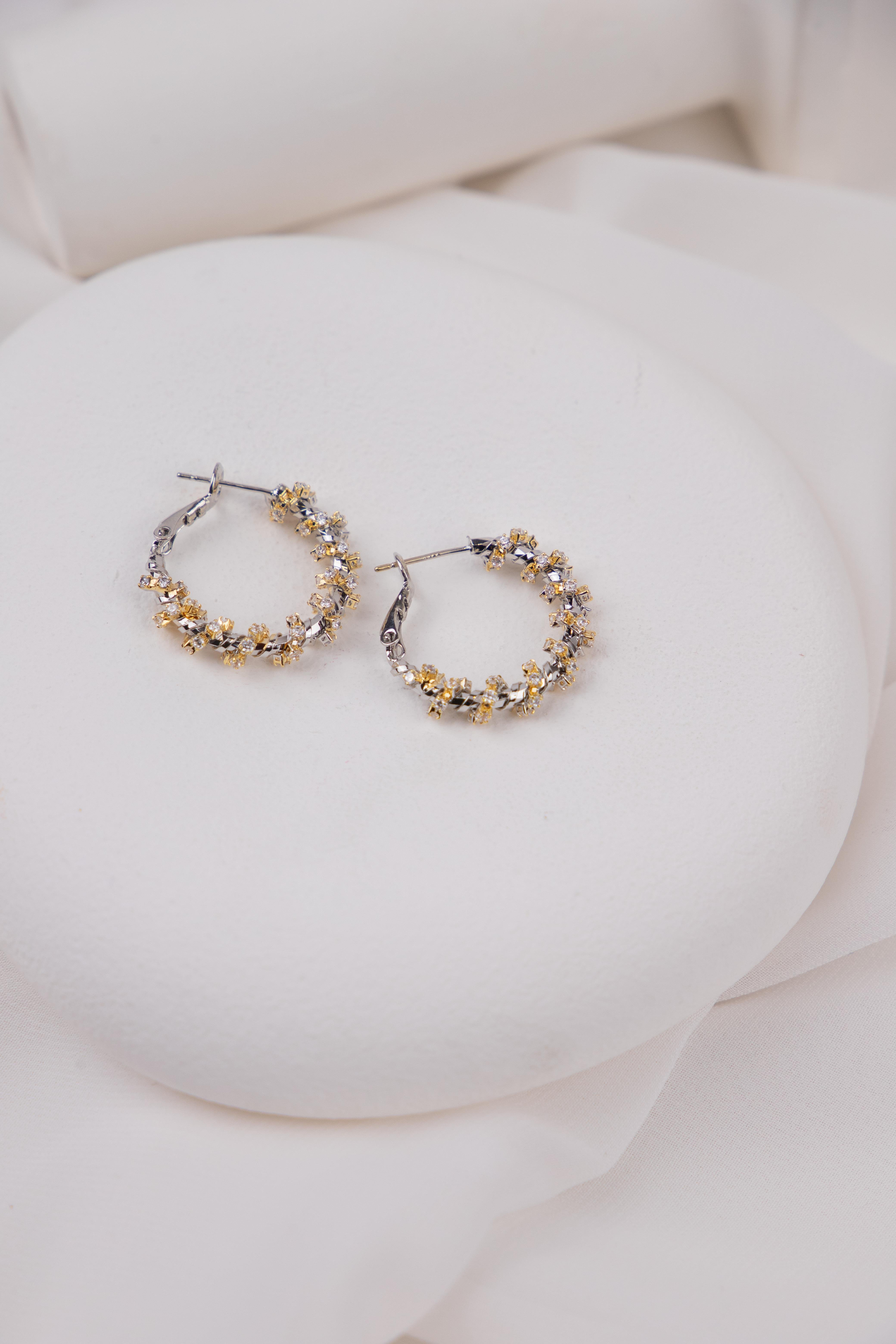 Sarmal Zirkon Taşlı Gold Gümüş Halka Küpe