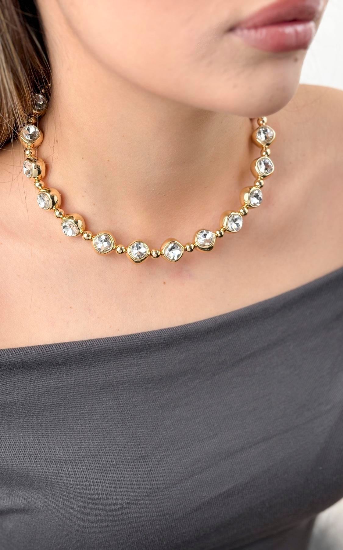 Taşlı Topçuk Sıralı Choker Kolye