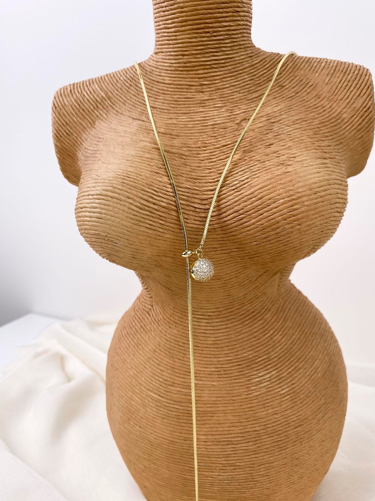 Topçuk Figürlü Taşlı Yılan Zincirli Gold Y Kolye