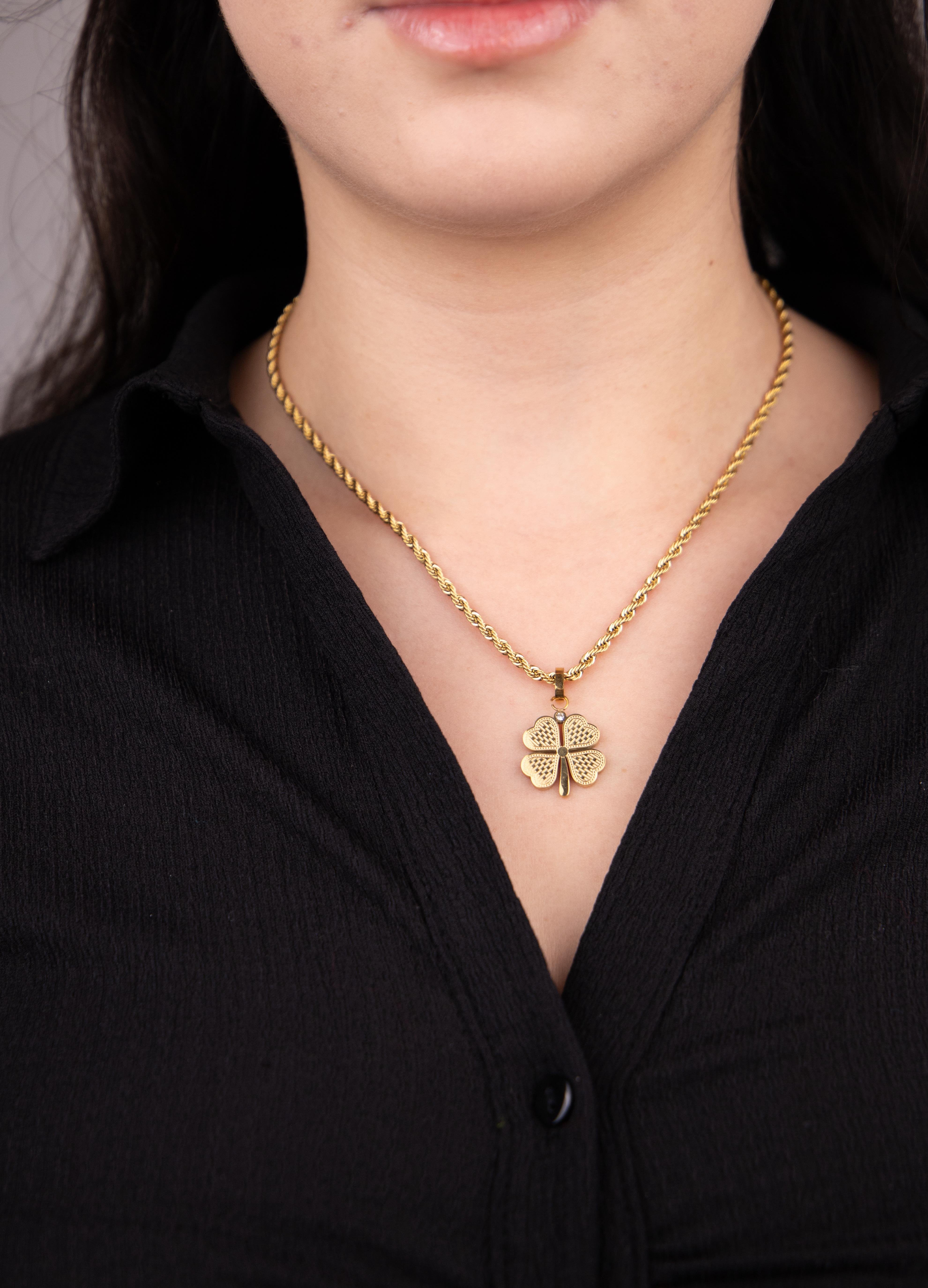 Yonca Figürlü Burgu Zincir Gold Çelik Kolye