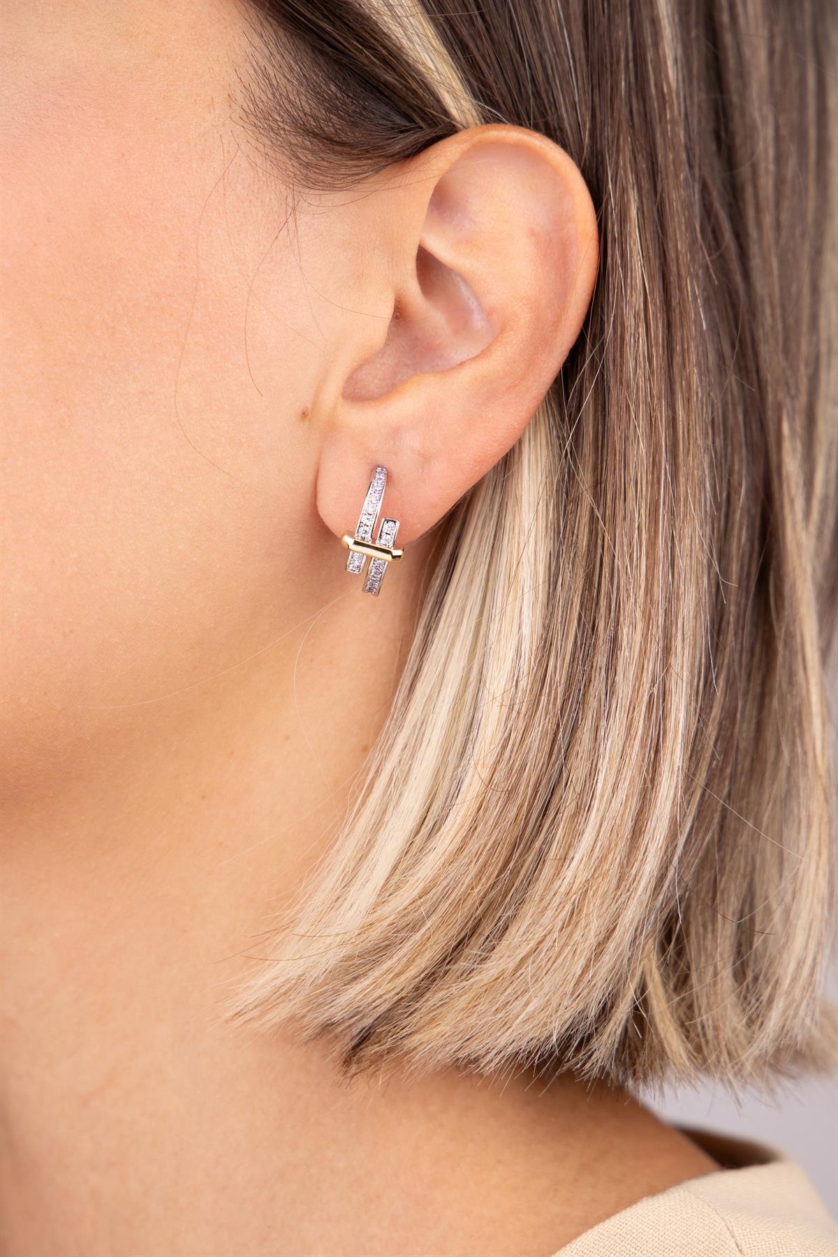 Zirkon Taşlı Gold Gümüş Yarım Halka Küpe