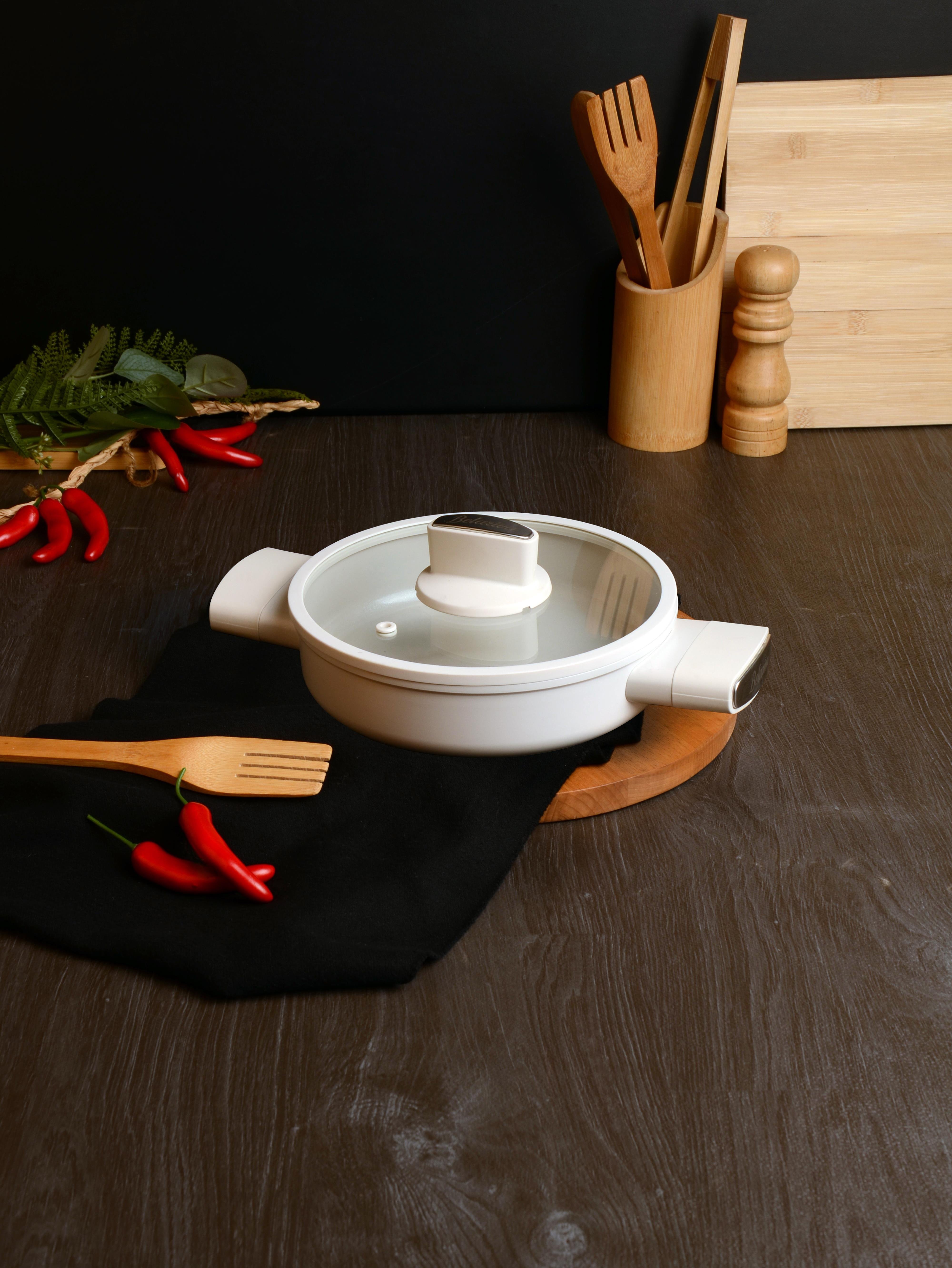 BELARİVA-20 CM CAM KAPAKLI BEYAZ SİLİKON SAPLI SAHAN