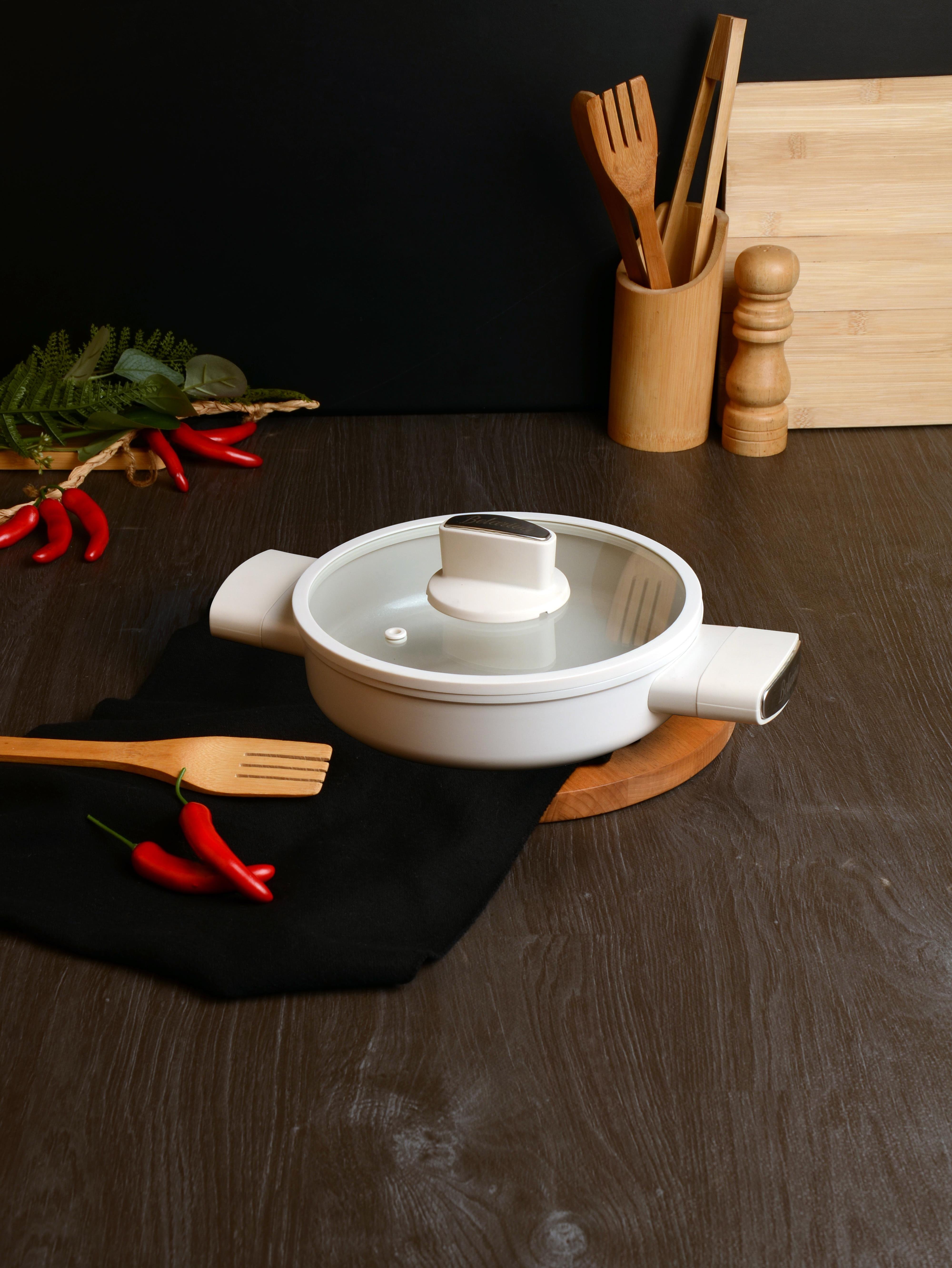 BELARİVA-22 CM CAM KAPAKLI BEYAZ SİLİKON SAPLI SAHAN