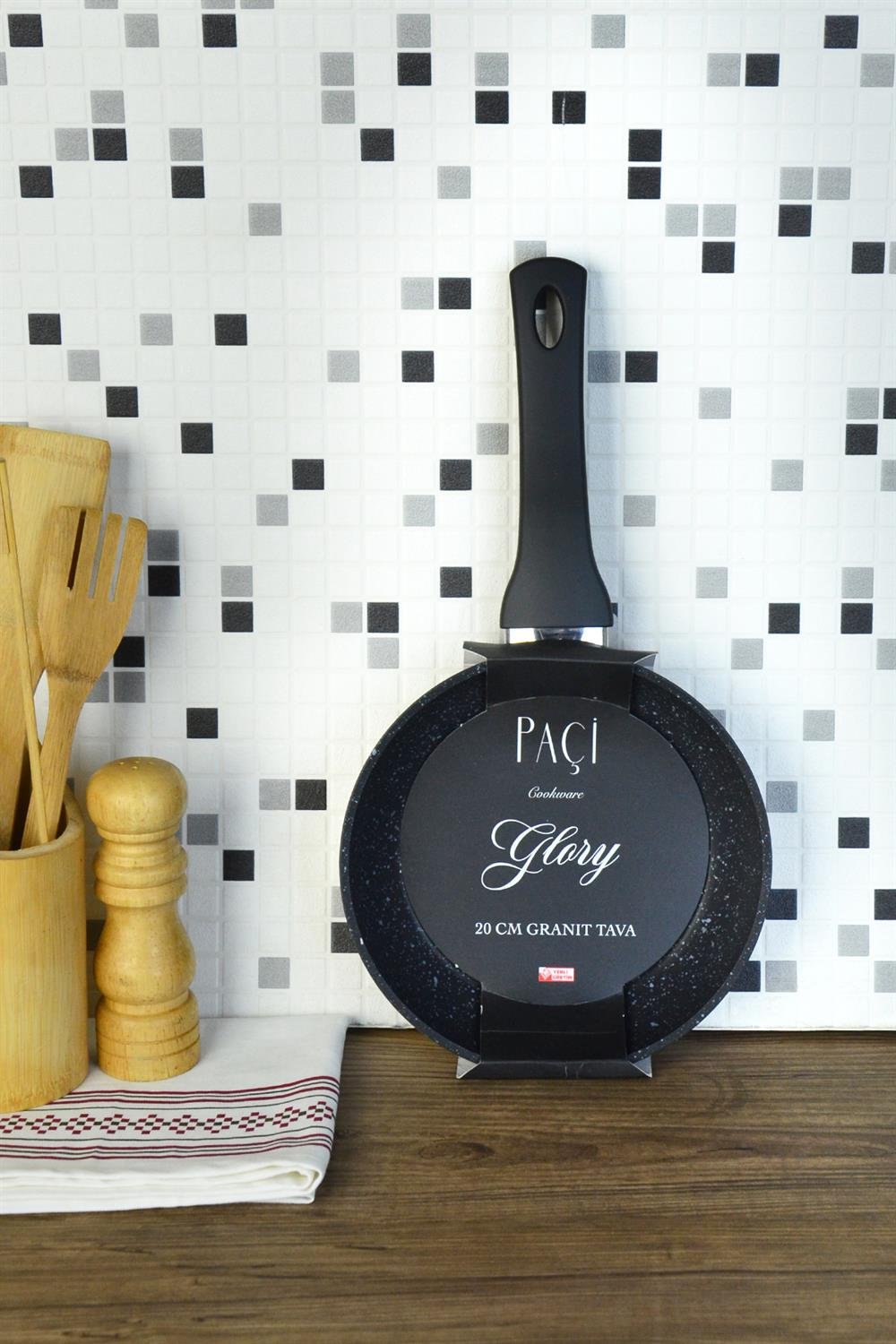 PAÇİ-20 CM MAT SİYAH GRANİT TAVA
