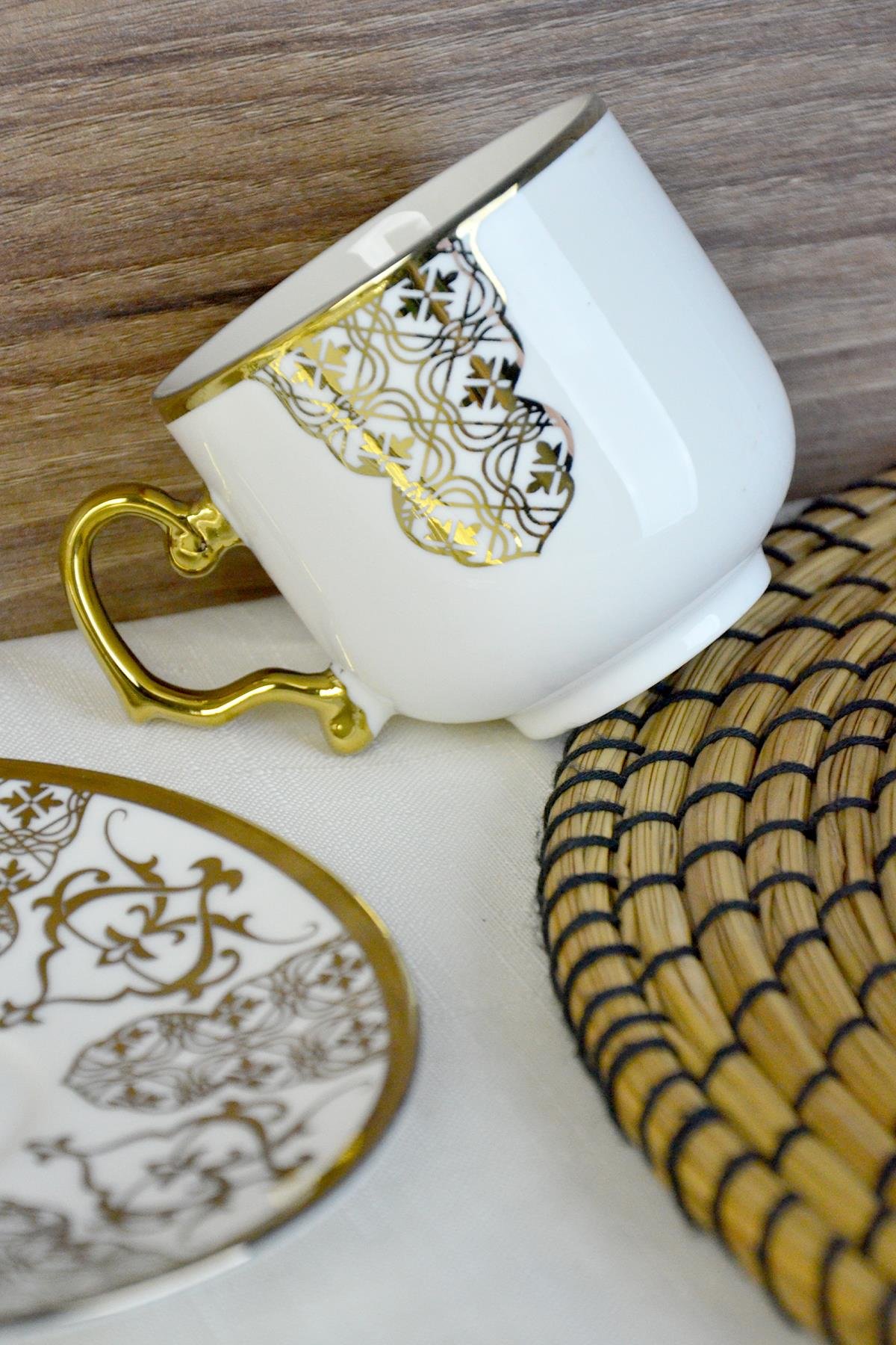 PAÇİ-BİNNUR YALDIZLI NESCAFE FİNCANI