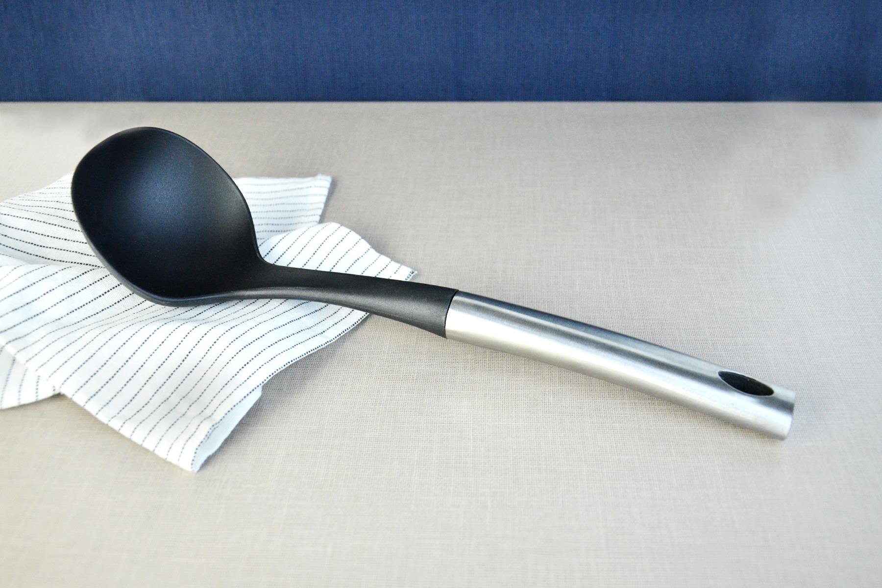 PAÇİ-BÜYÜK METAL SAPLI MUTFAK ALETİ