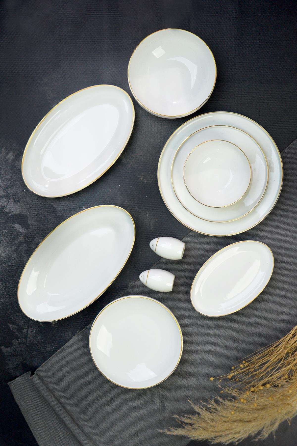 PAÇİ-CLODİA 55 PARÇA ALTIN YALDIZLI YEMEK TAKIMI