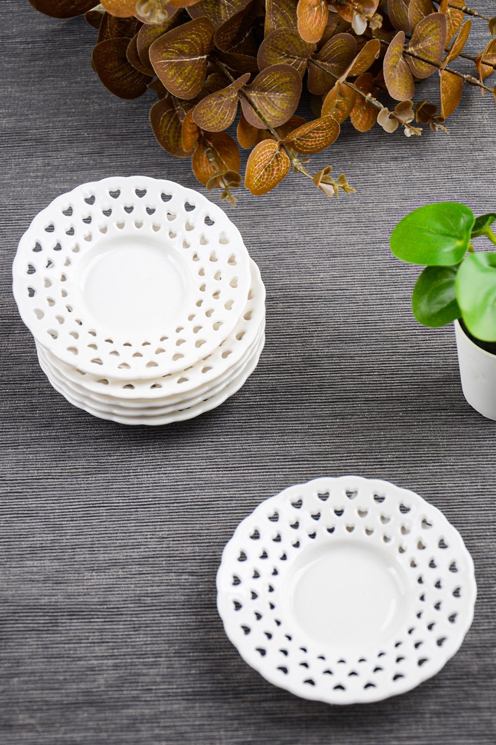 PAÇİ-DANTEL MOTİFLİ 72Lİ ÇAY TABAĞI