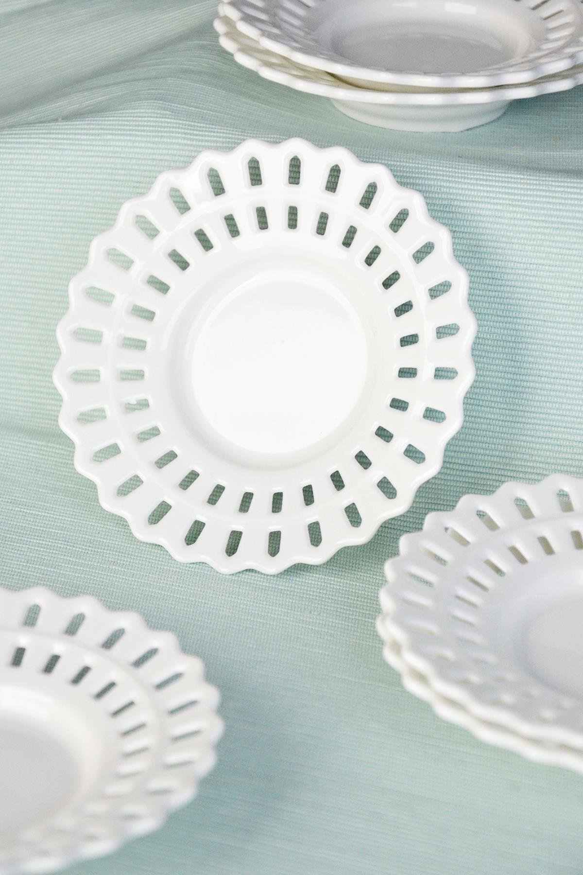 PAÇİ-DANTEL MOTİFLİ 72'Lİ ÇAY TABAĞI