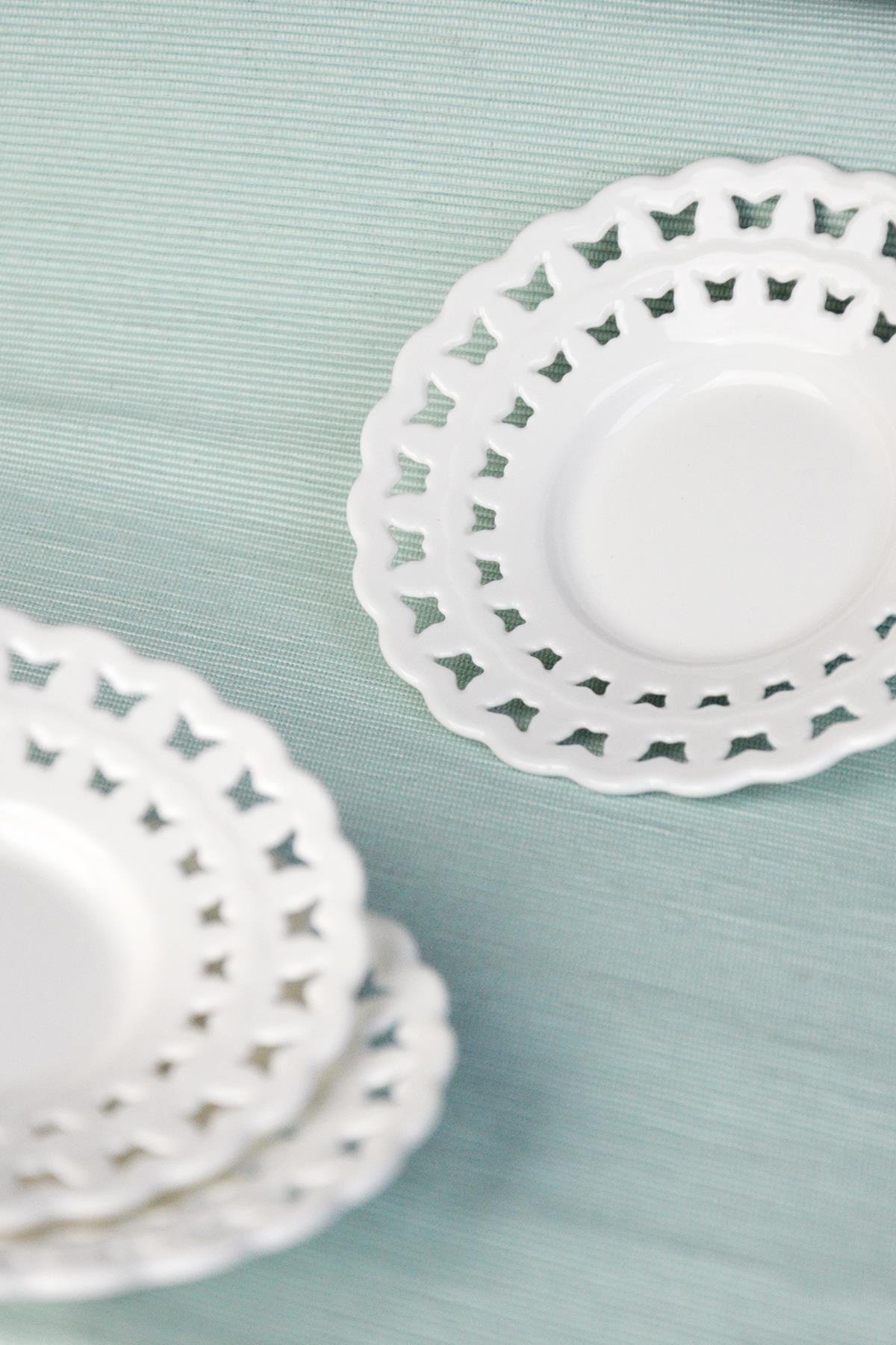 PAÇİ-DANTEL MOTİFLİ 72'Lİ ÇAY TABAĞI