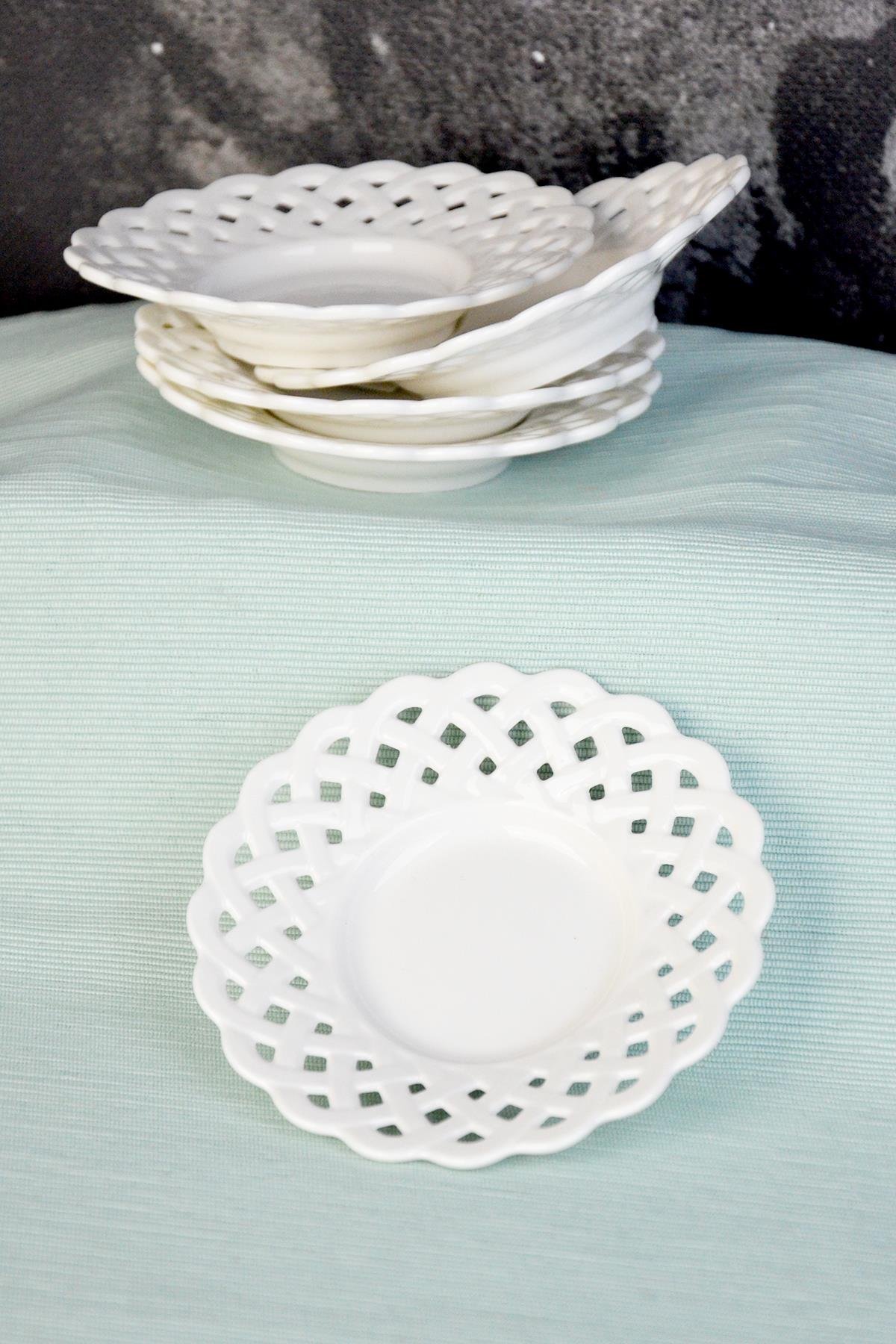 PAÇİ-DANTEL MOTİFLİ 72'Lİ ÇAY TABAĞI