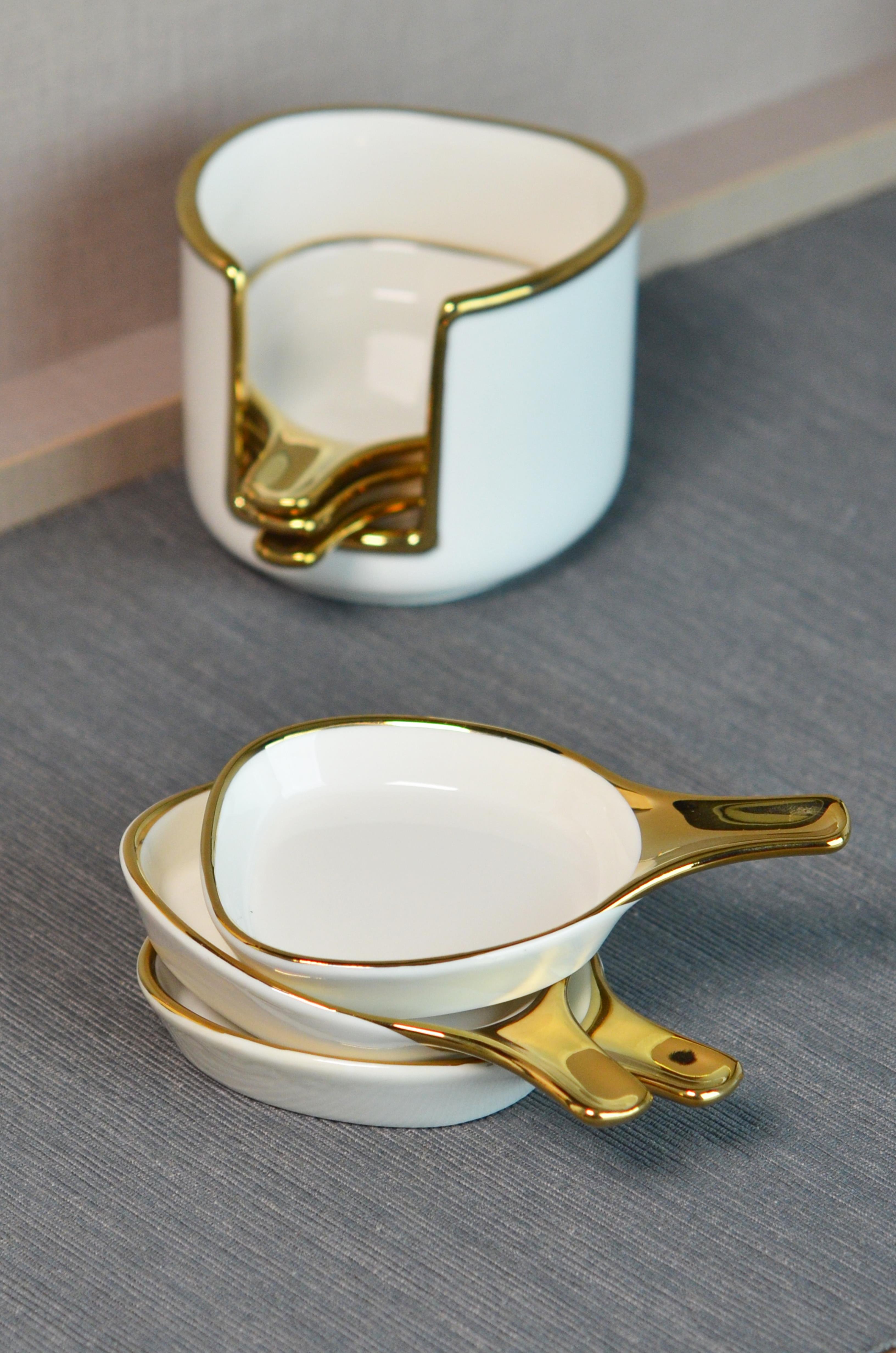 PAÇİ-ELLA 6'LI YALDIZLI KÖŞELİ PORSELEN SOSLUK