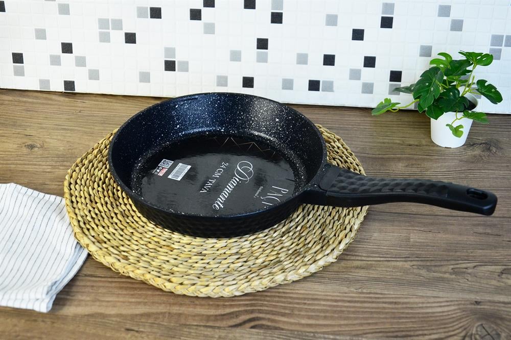 PAÇİ-ELMAS 24 CM TAVA