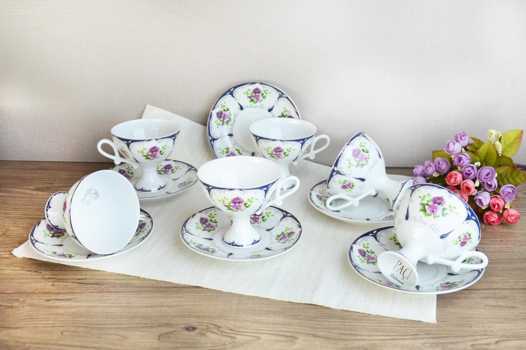 PAÇİ-GEİSHA AYAKLI ÇİÇEKLİ ÇAY FİNCANI