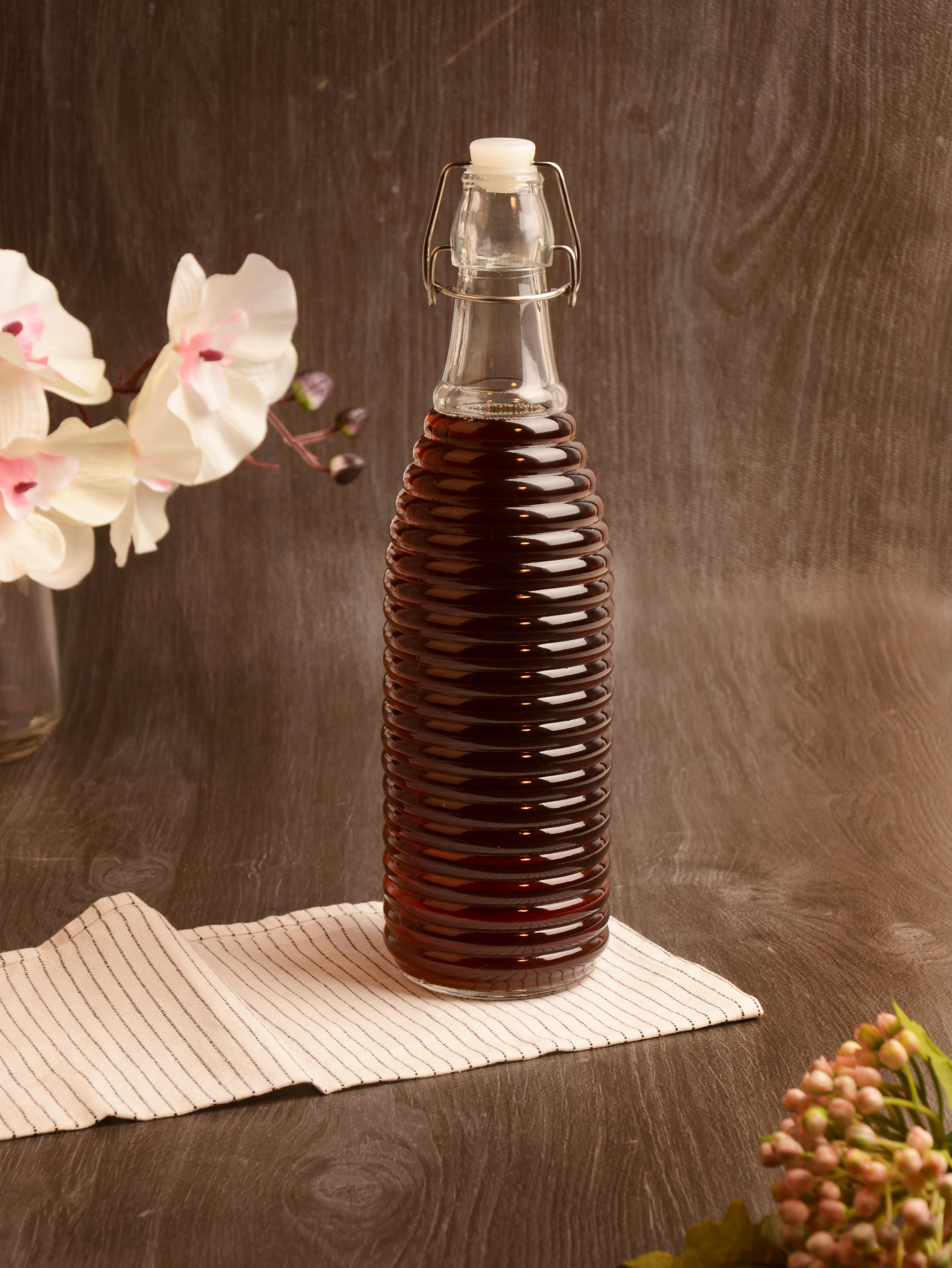 PAÇİ-KELEPÇELİ CAM ŞİŞE