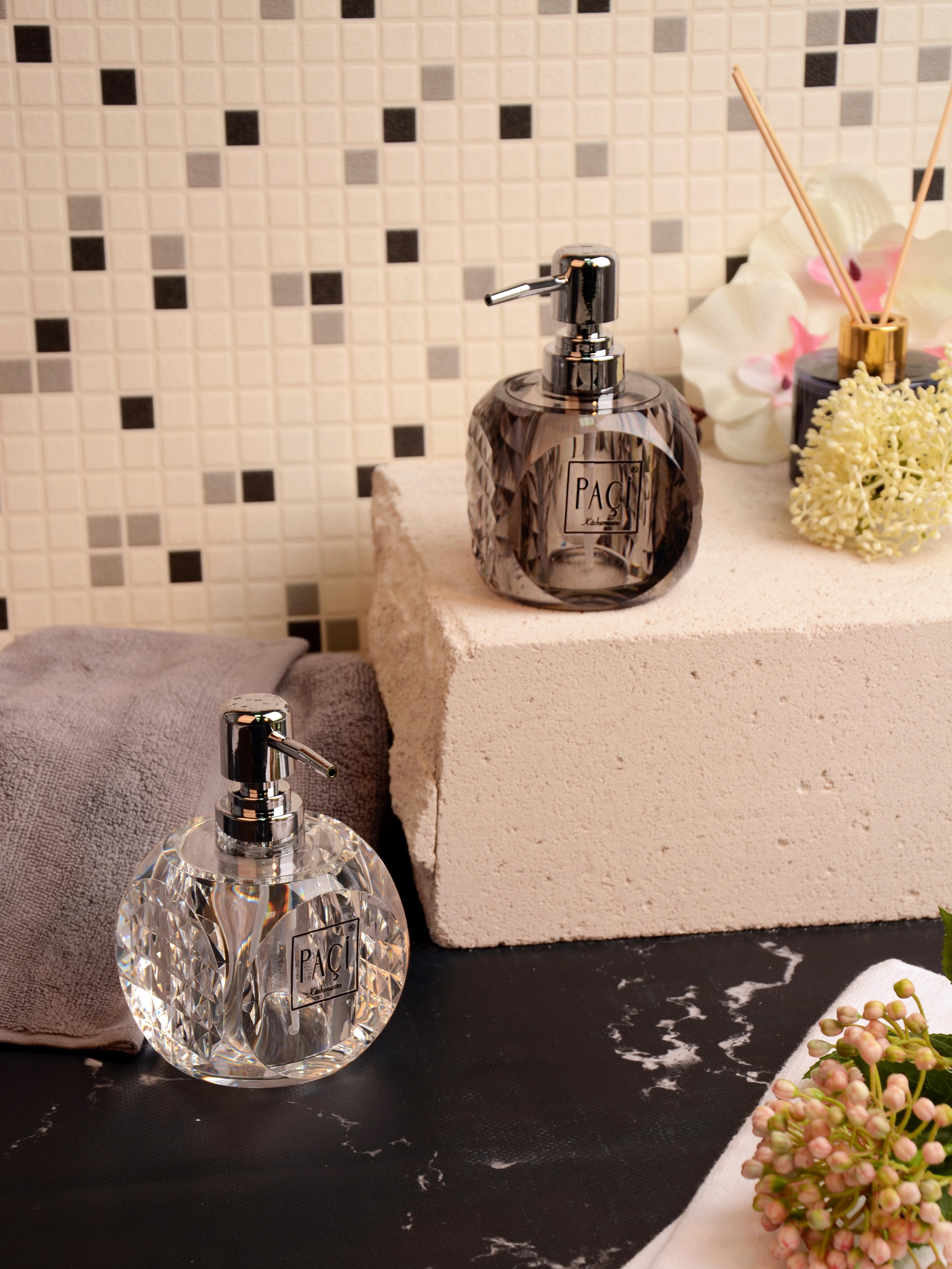 PAÇİ-ŞEFFAF AKRİLİK KRİSTAL SIVI SABUNLUK