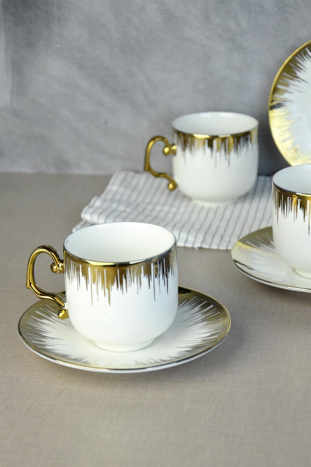 PAÇİ-SELİNA YALDIZLI NESCAFE FİNCANI