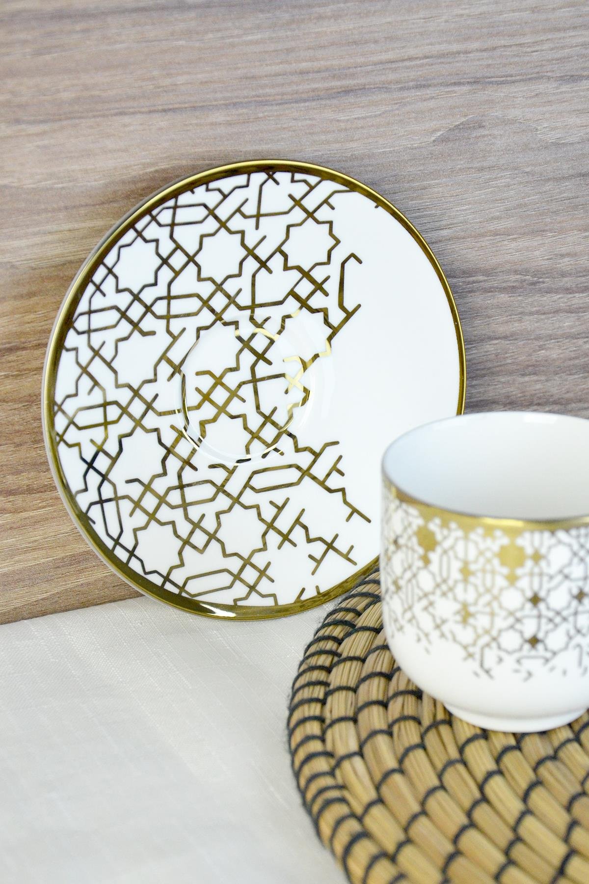 PAÇİ-SELİNA YALDIZLI NESCAFE FİNCANI