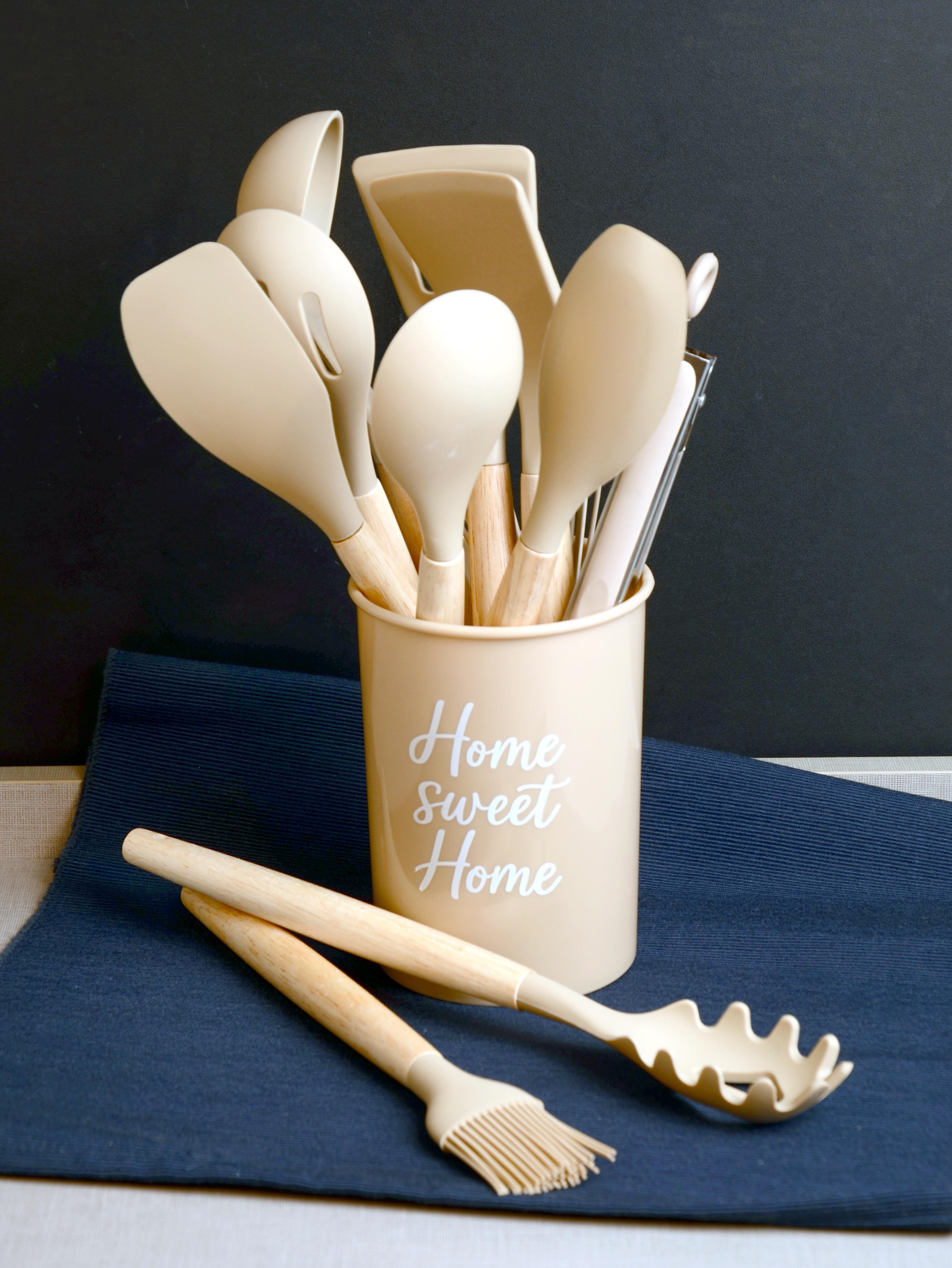 PAÇİ-YUVARLAK 12 PARÇA SİLİKON MUTFAK SETİ