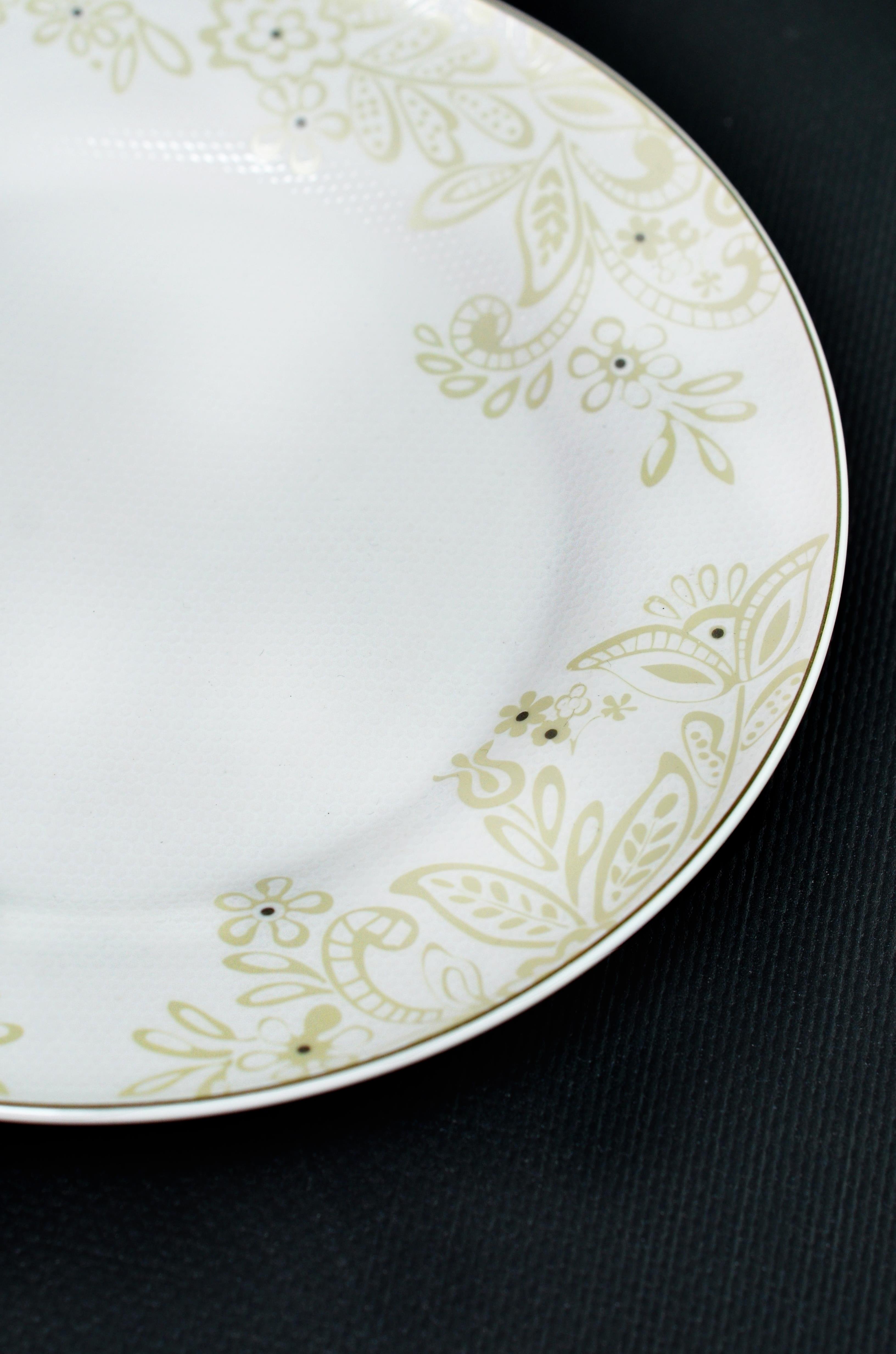 ROYAL CHARME-BONİTA 24 PARÇA BONE CHİNA YEMEK TAKIMI