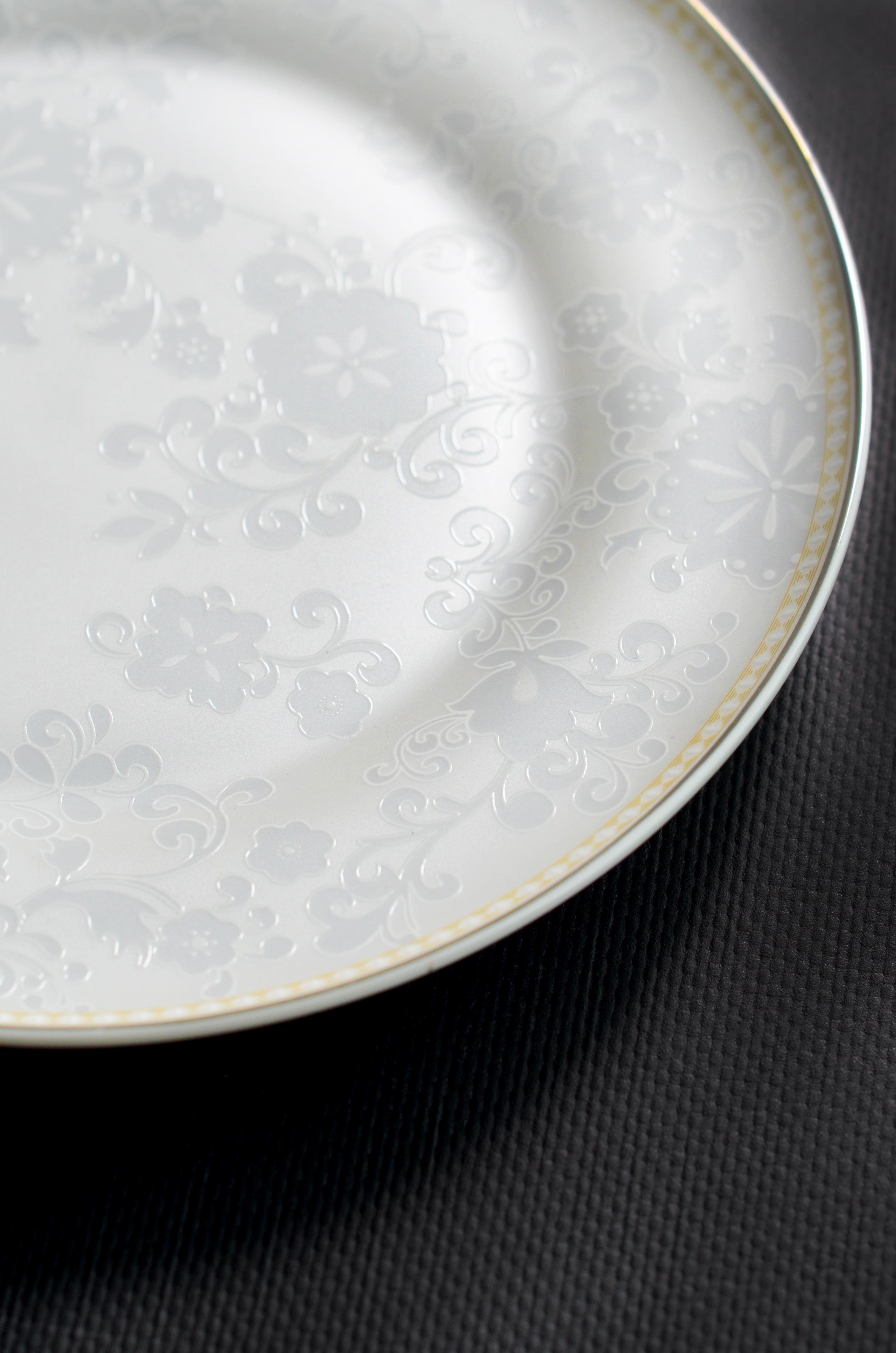 ROYAL CHARME-BONİTA 24 PARÇA BONE CHİNA YEMEK TAKIMI