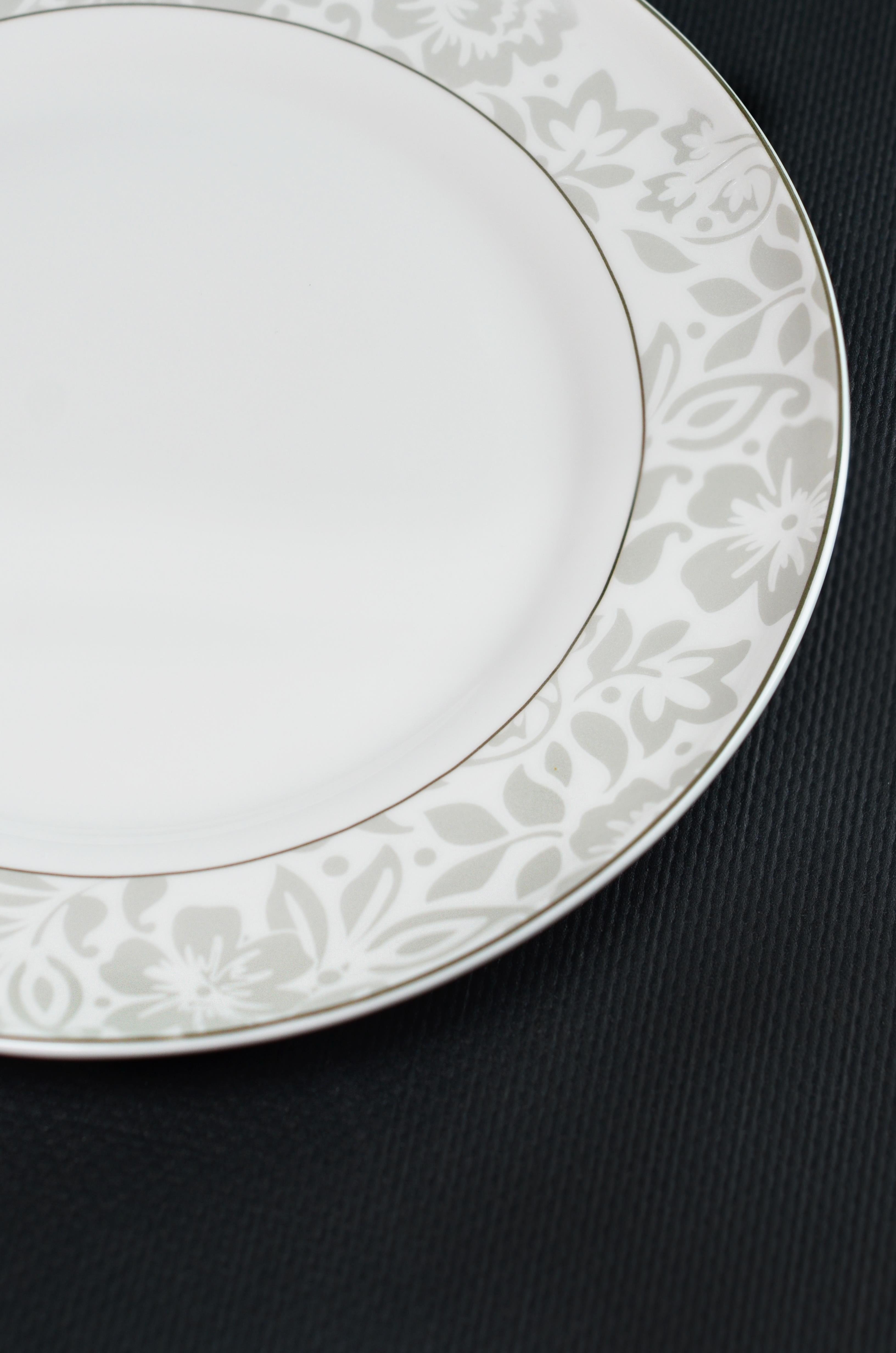 ROYAL CHARME-BONİTA 24 PARÇA BONE CHİNA YEMEK TAKIMI