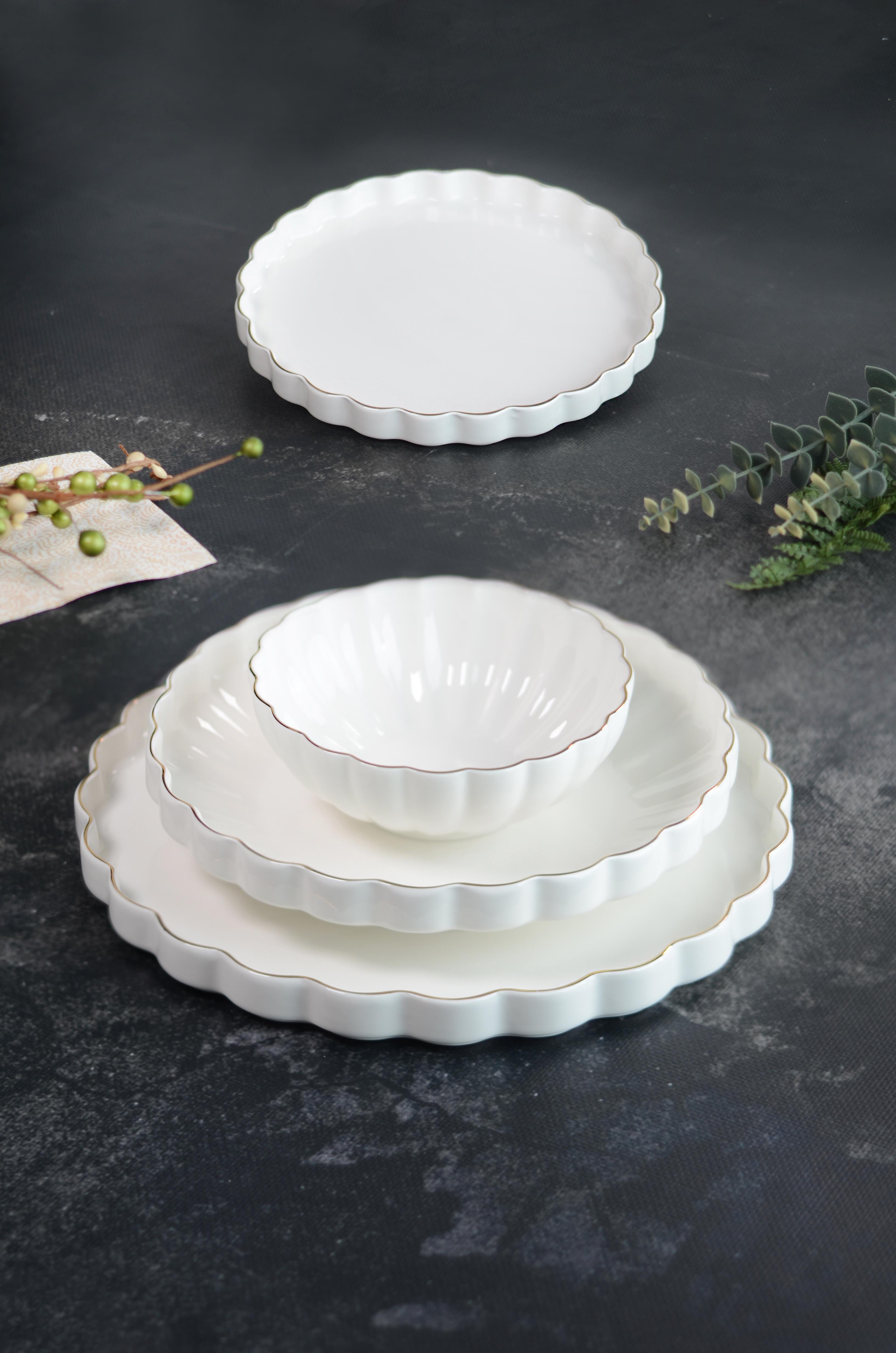 ROYAL CHARME-FLORİA GOLD 24 PARÇA YEMEK TAKIMI