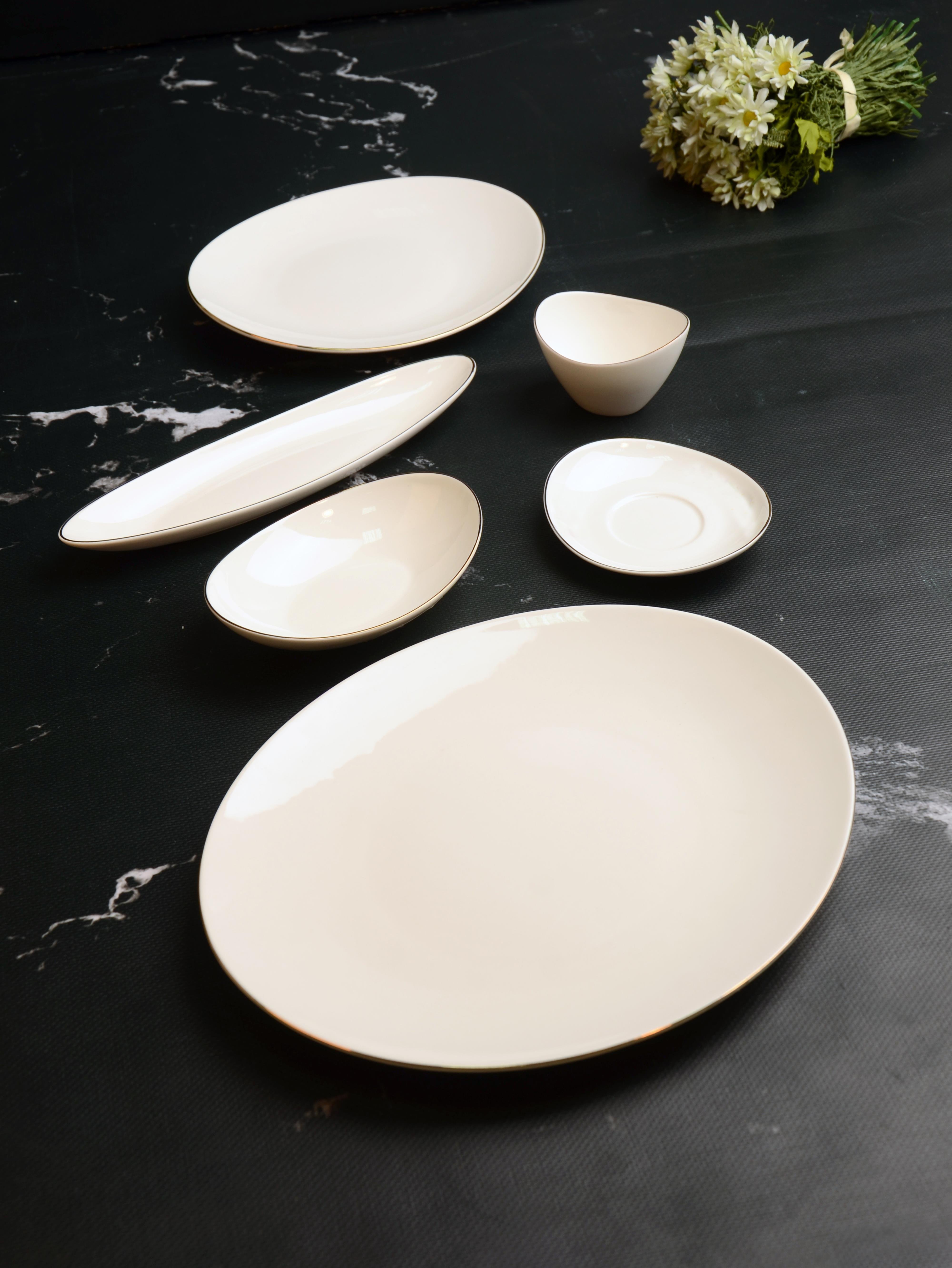 ROYAL CHARME-VALİA GÜMÜŞ 25 PARÇA KAHVALTI TAKIMI