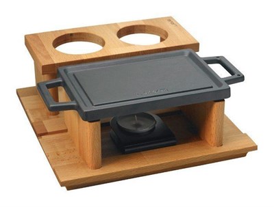 Lava Döküm  Dikdörtgen Hot Plate, ahşap Standlı. Ölçü 22x15cm. (Bu ürüne ısıtıcı dahil değildir)