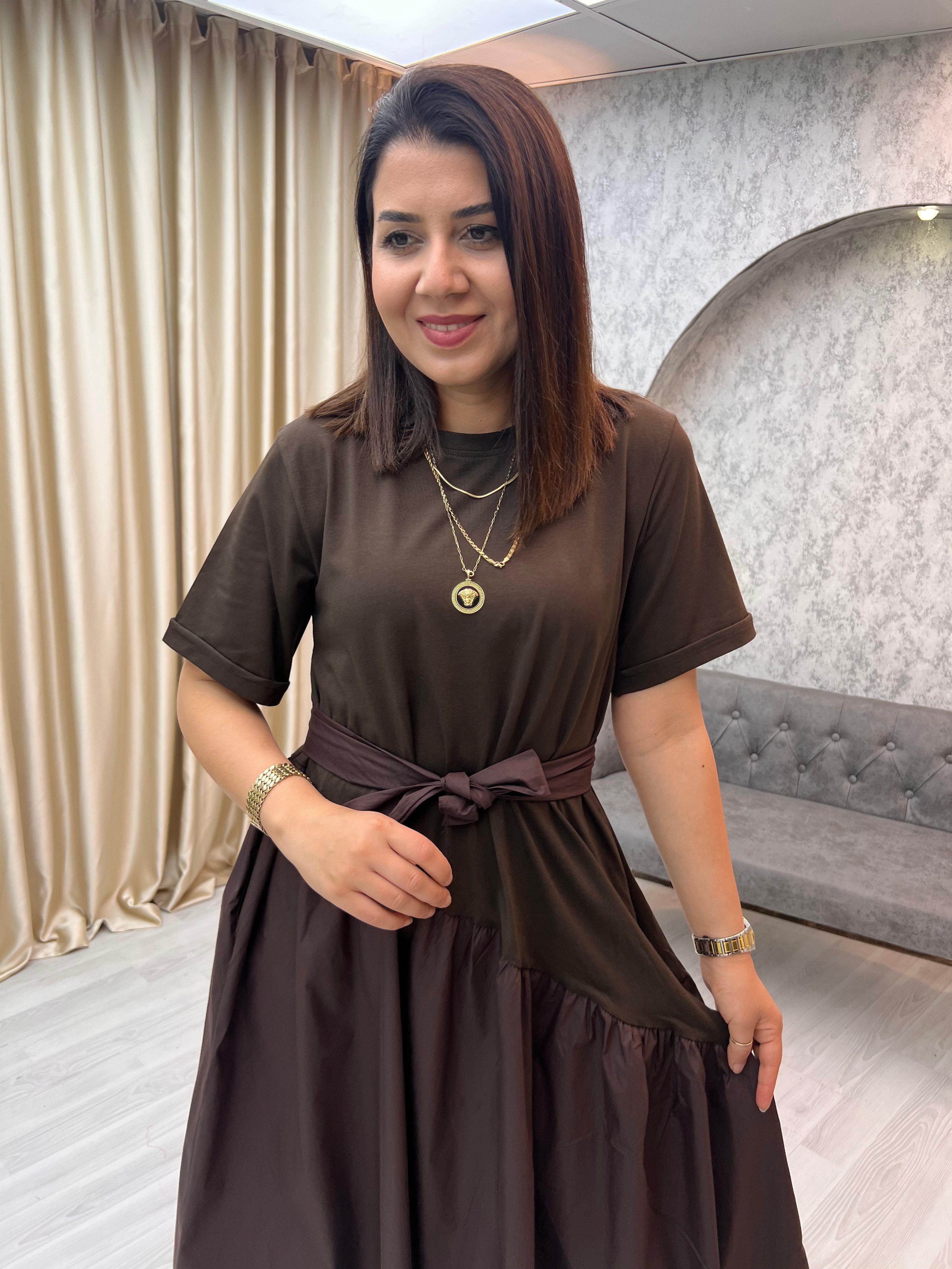 Altı Poplin Fırfırlı Elbise Kahverengi