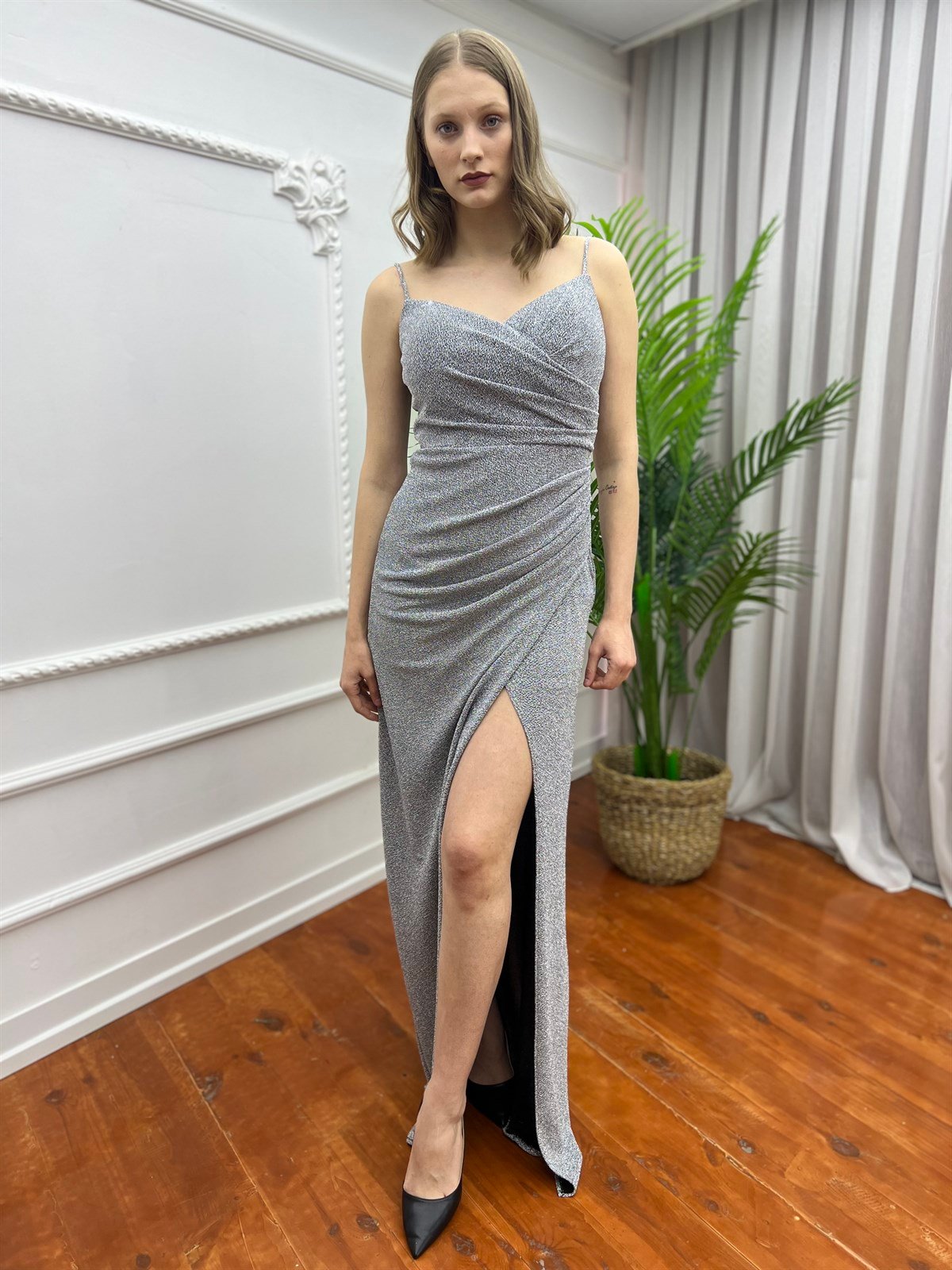 Askılı Elbise Gri