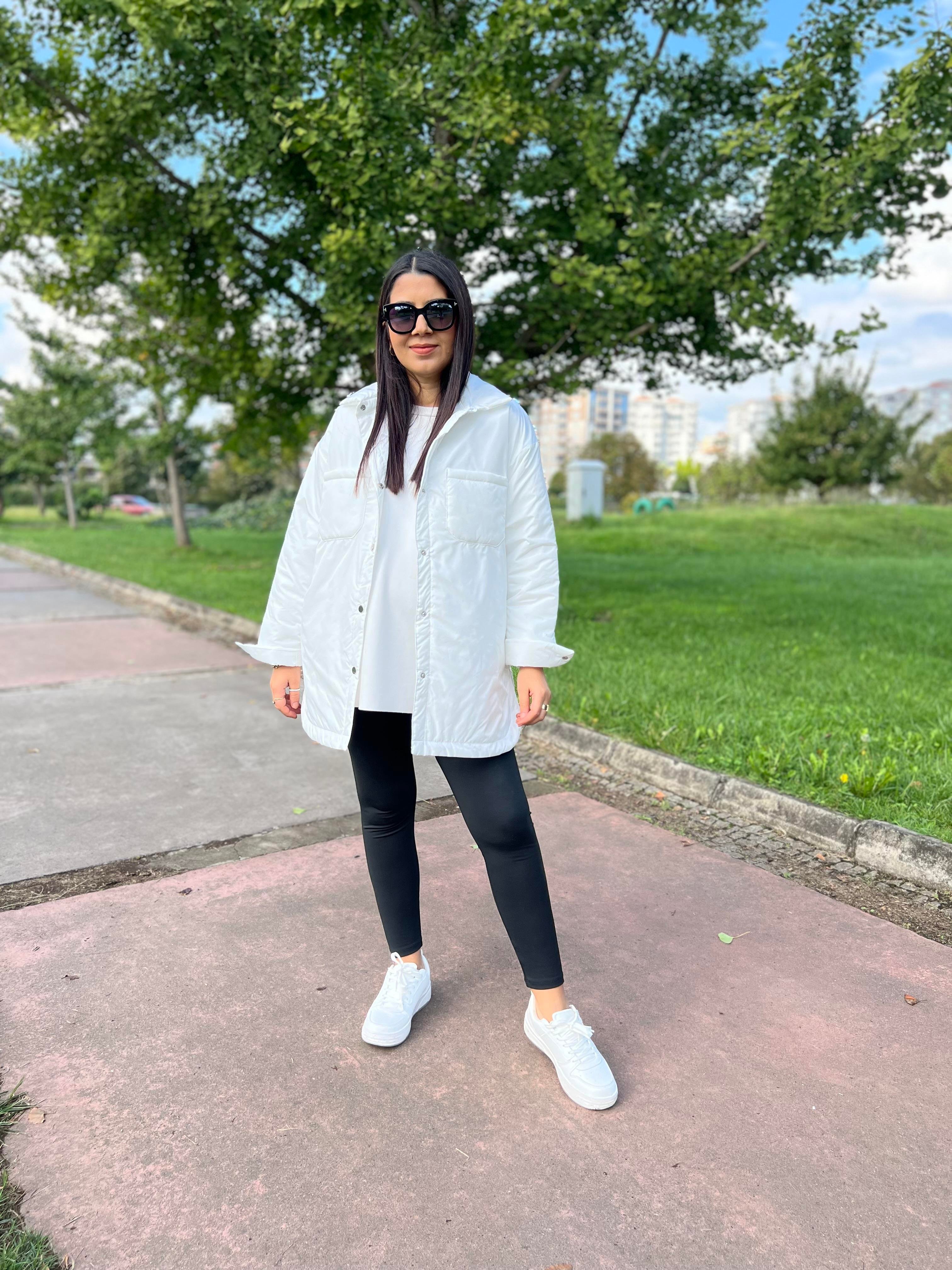 Cep Detay Şişme Mont Beyaz