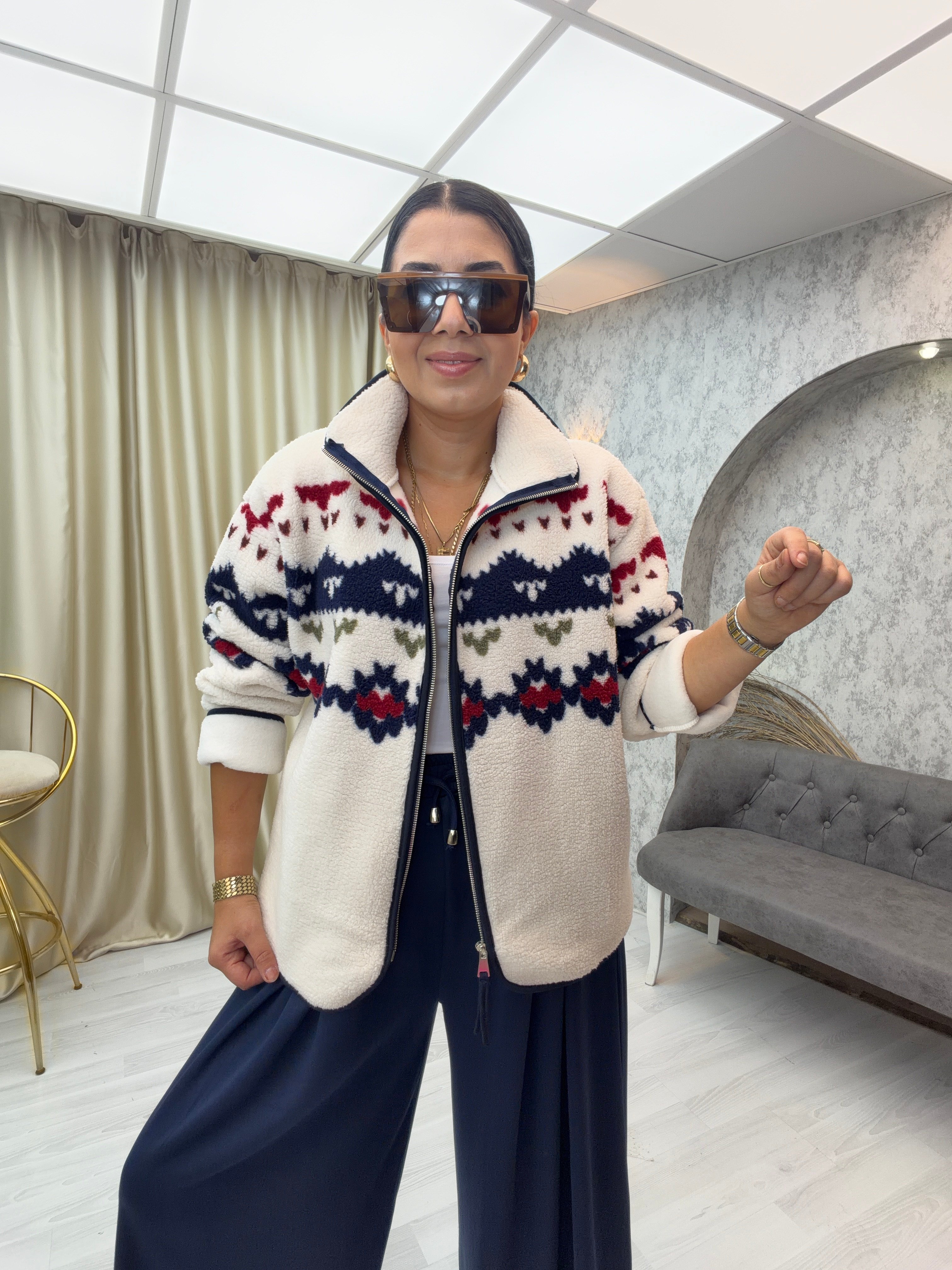 Desenli Peluş Sweat Ekru