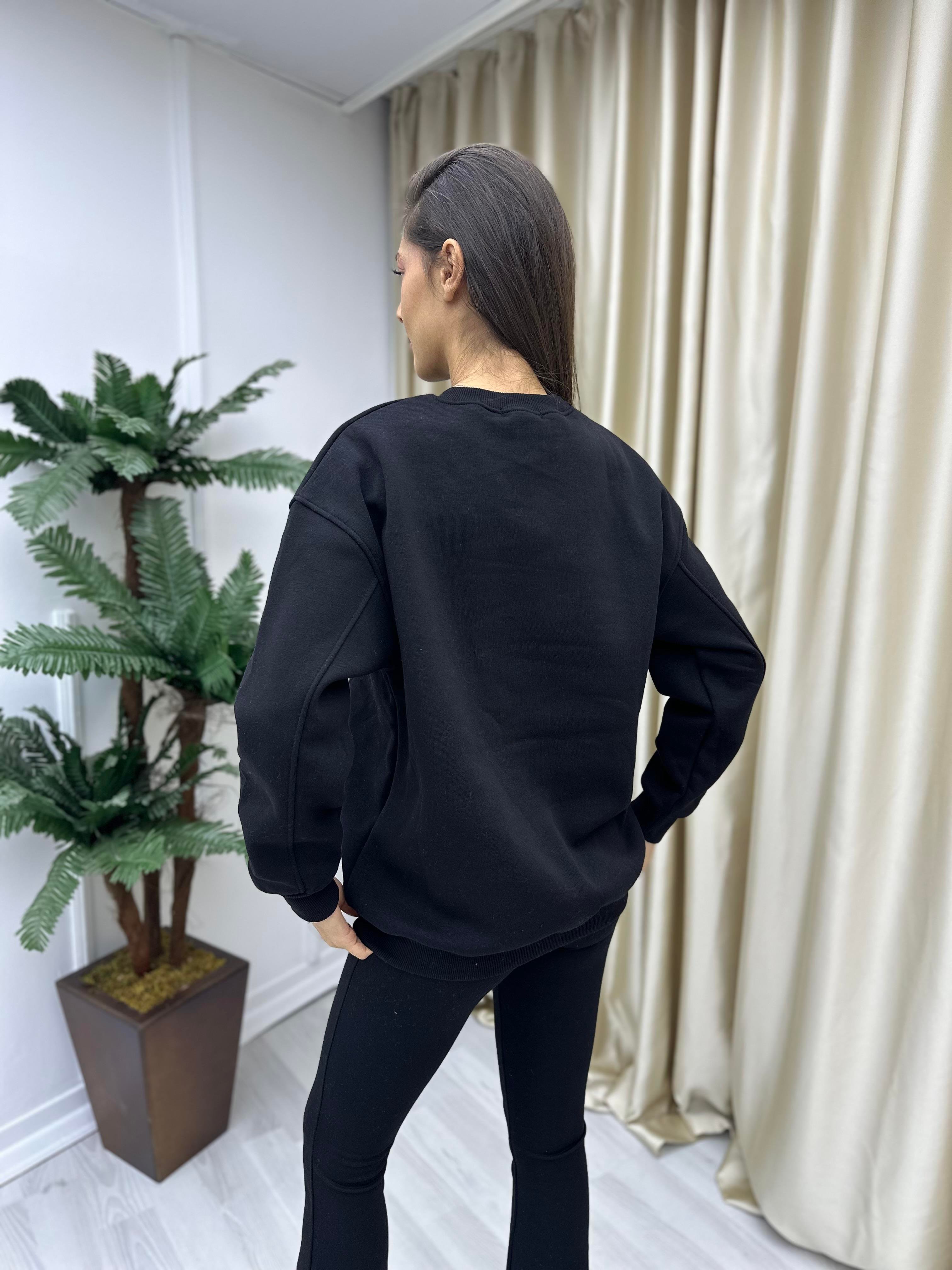 Kalp Detaylı Sweat Siyah