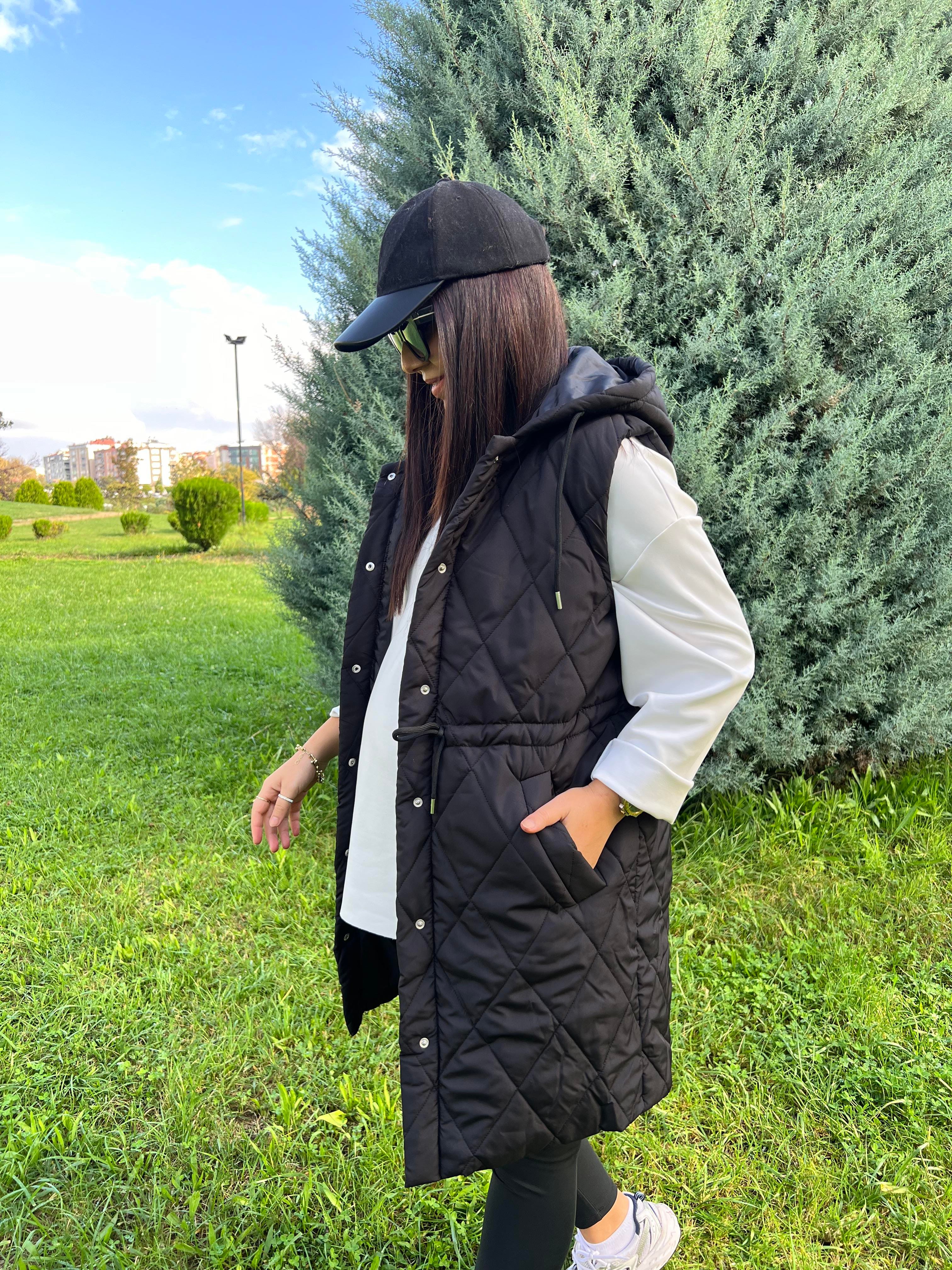 Kapitone Uzun Şişme Yelek Siyah