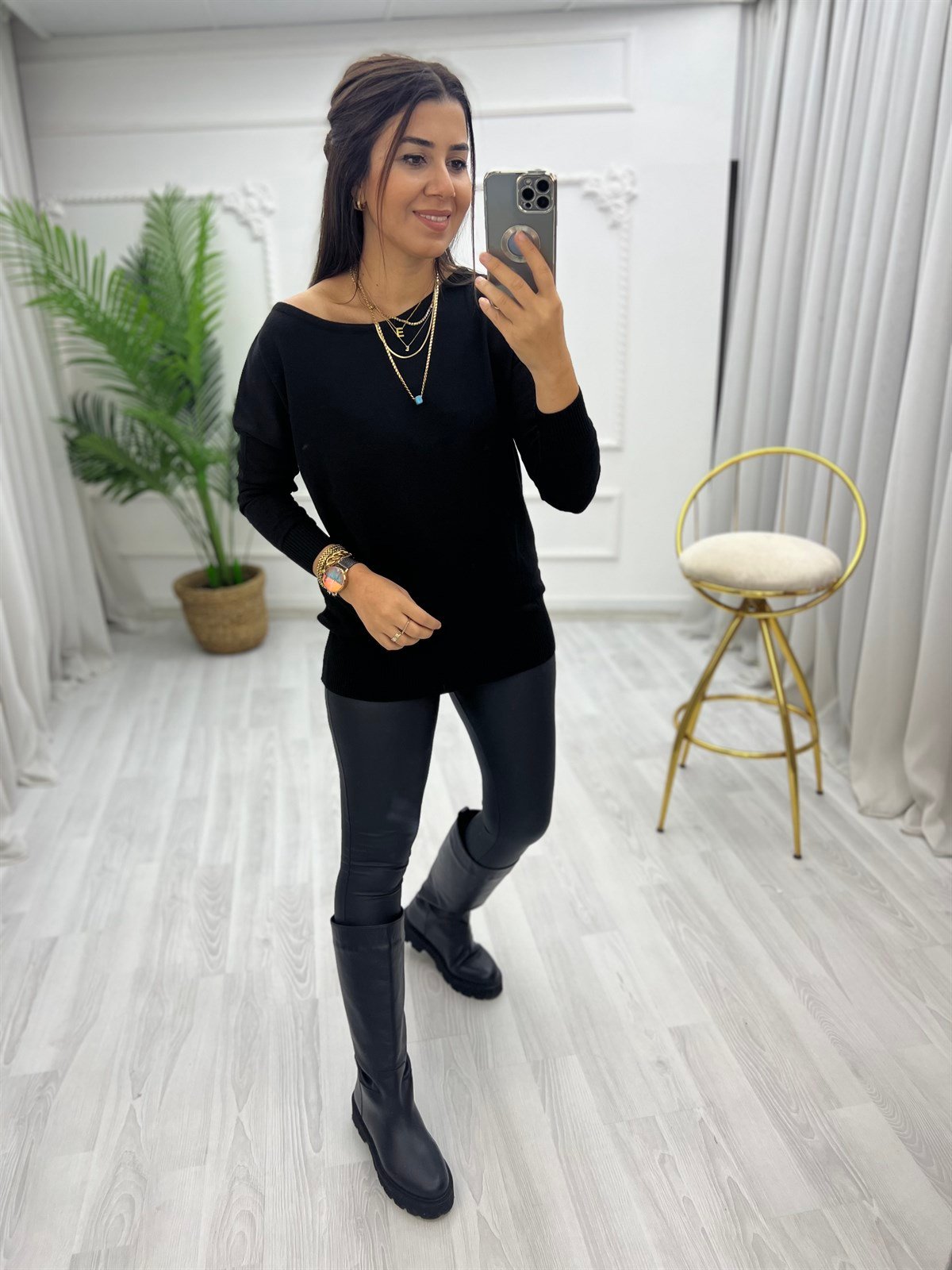 Kayık Yaka Triko Bluz Siyah
