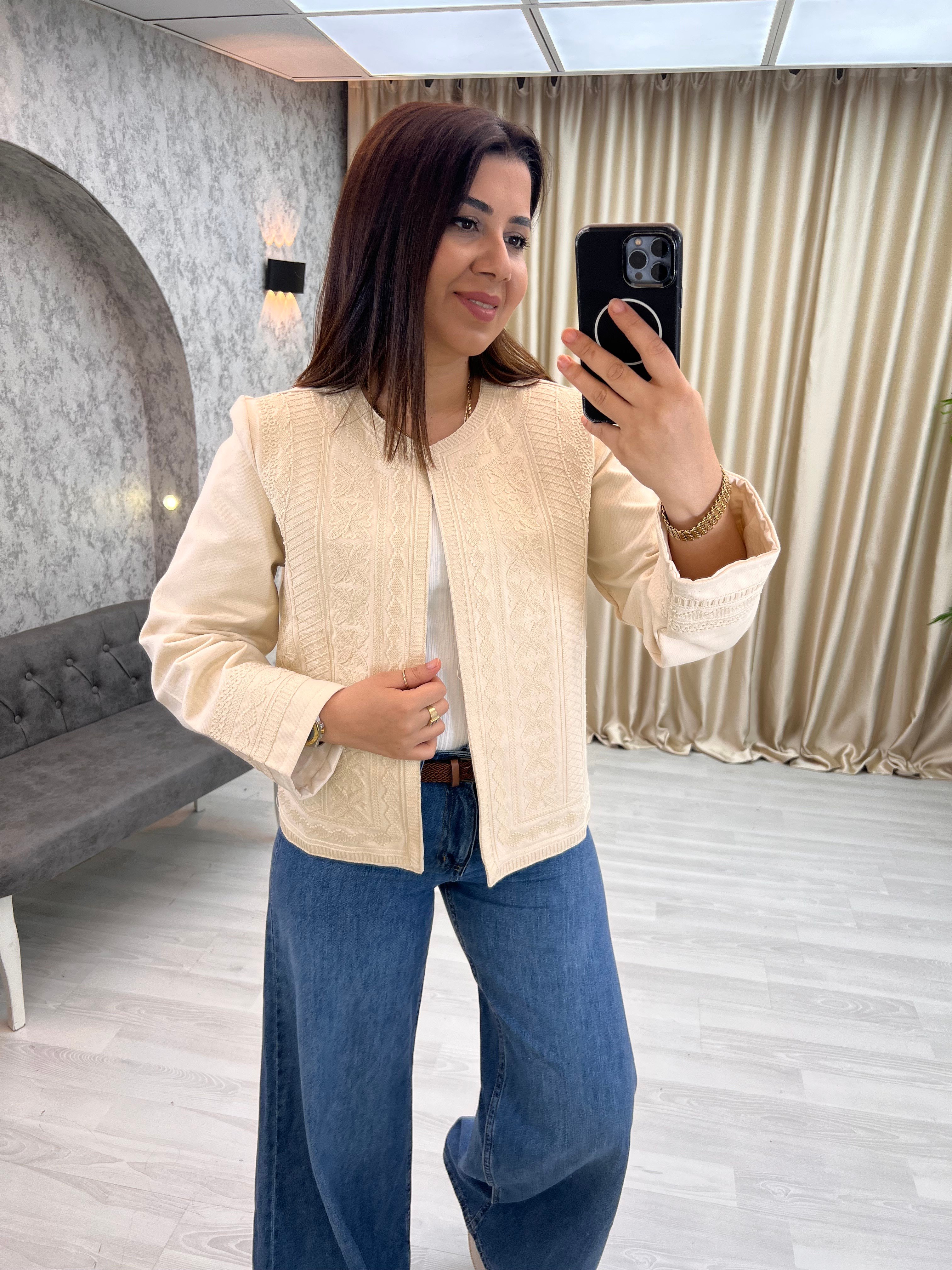 Nakışlı Ceket Krem