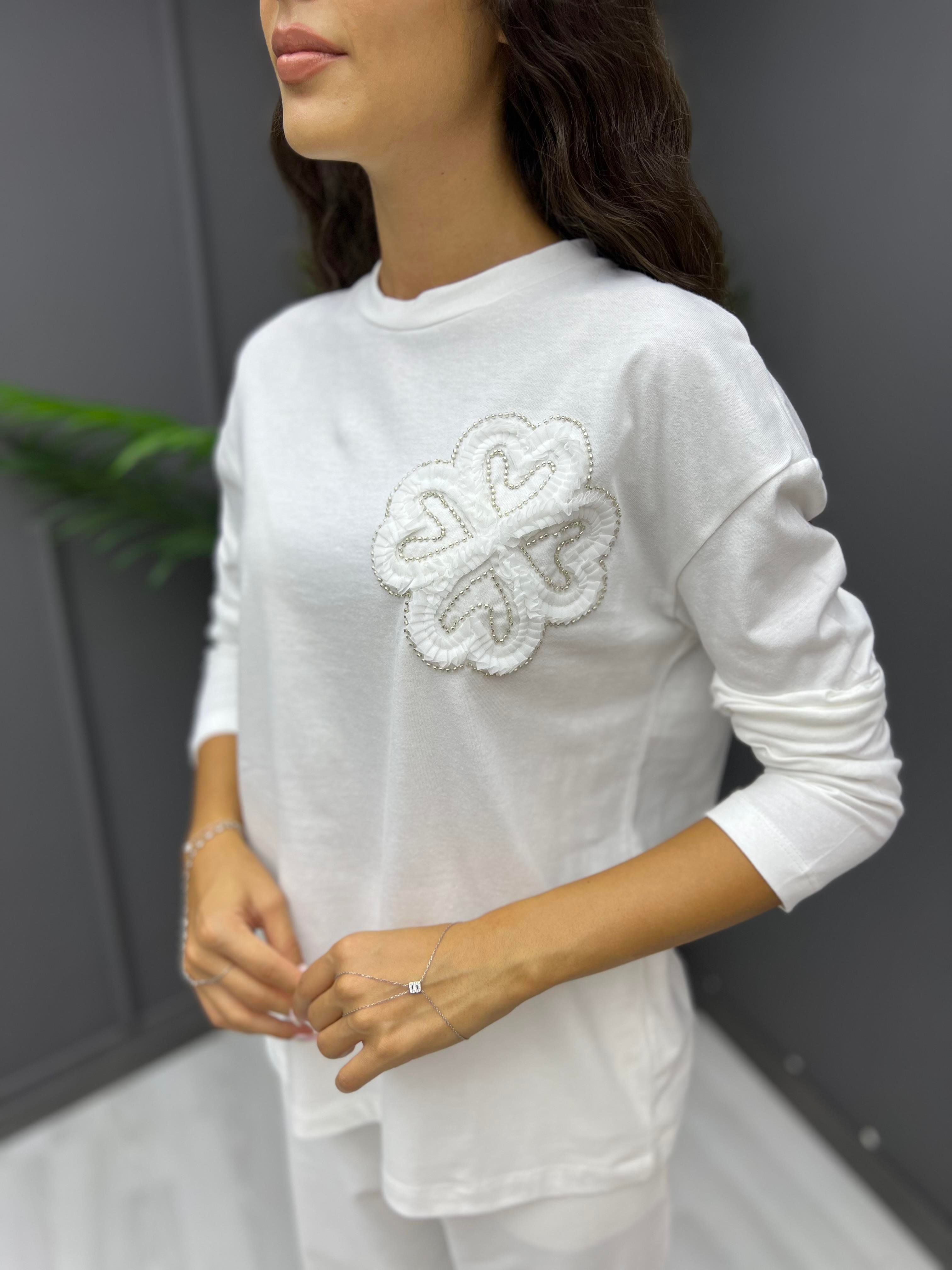 Omzu Çiçek işleme Sweat Ekru