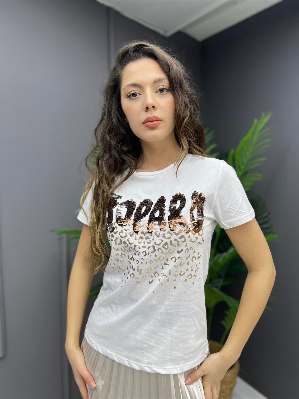 Payetli Leopar Tişört