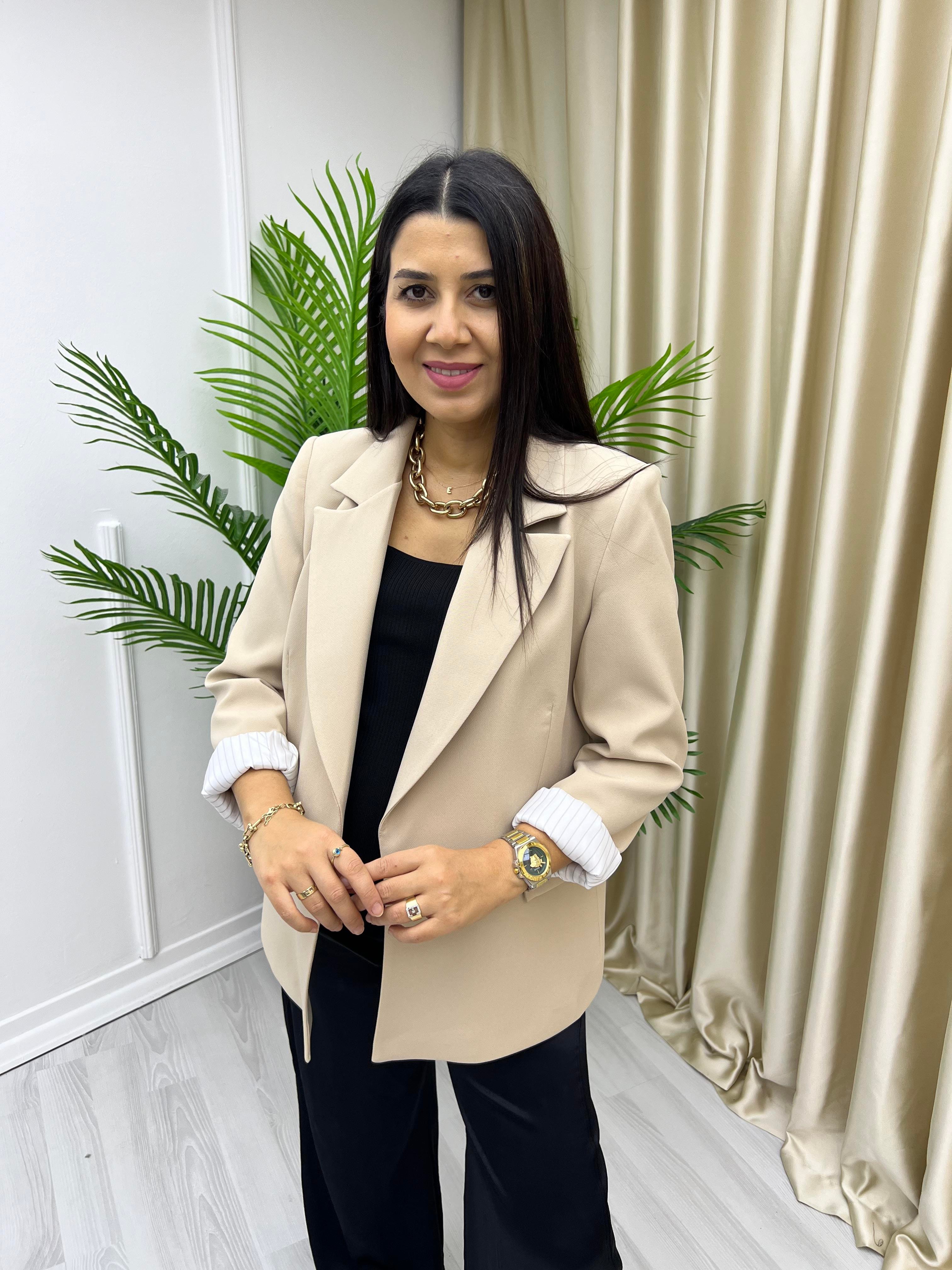Premium Kolu Katlamalı Ceket Krem