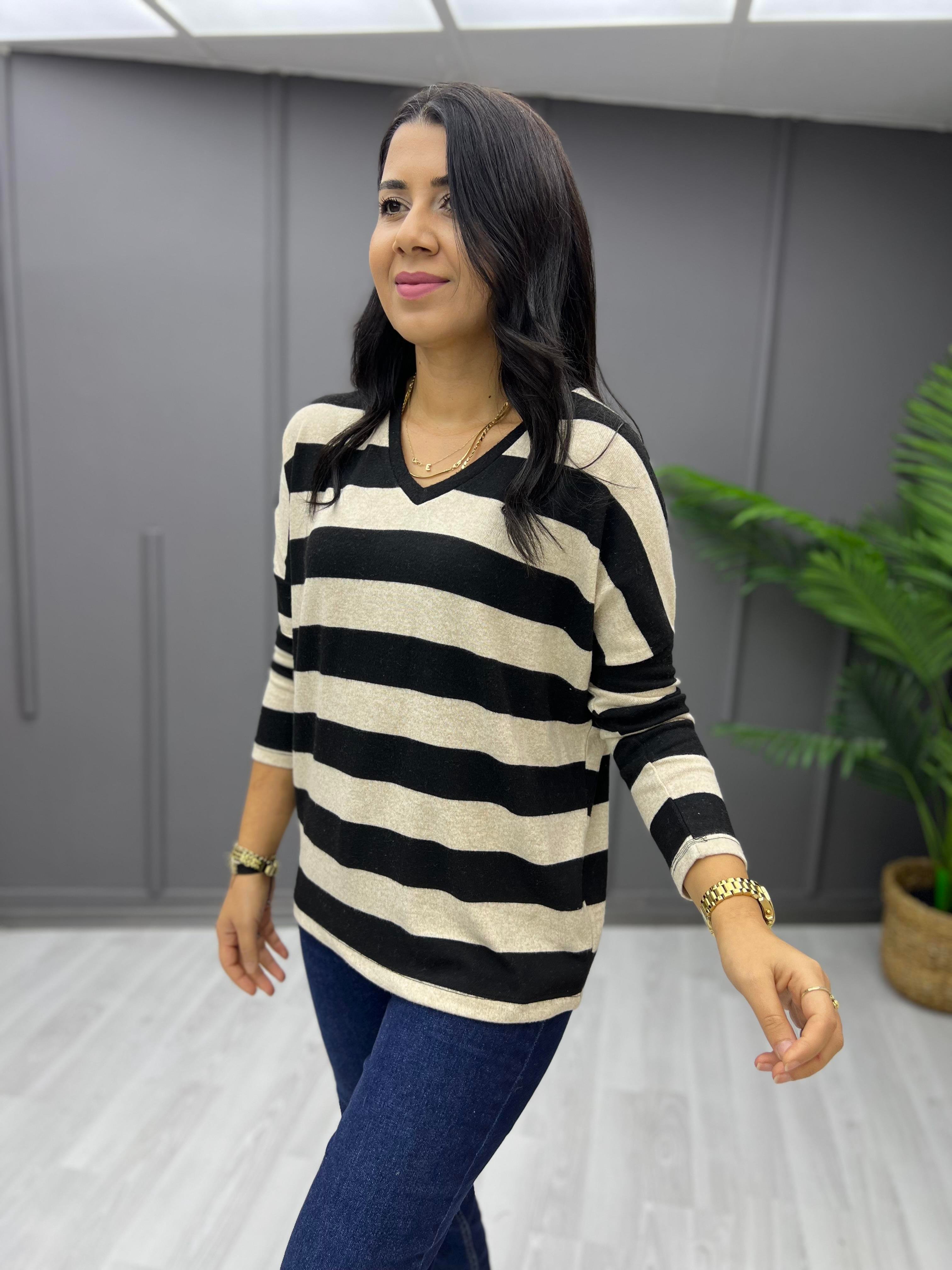 V Yaka Basic Çizgili Yumoş Sweat Siyah