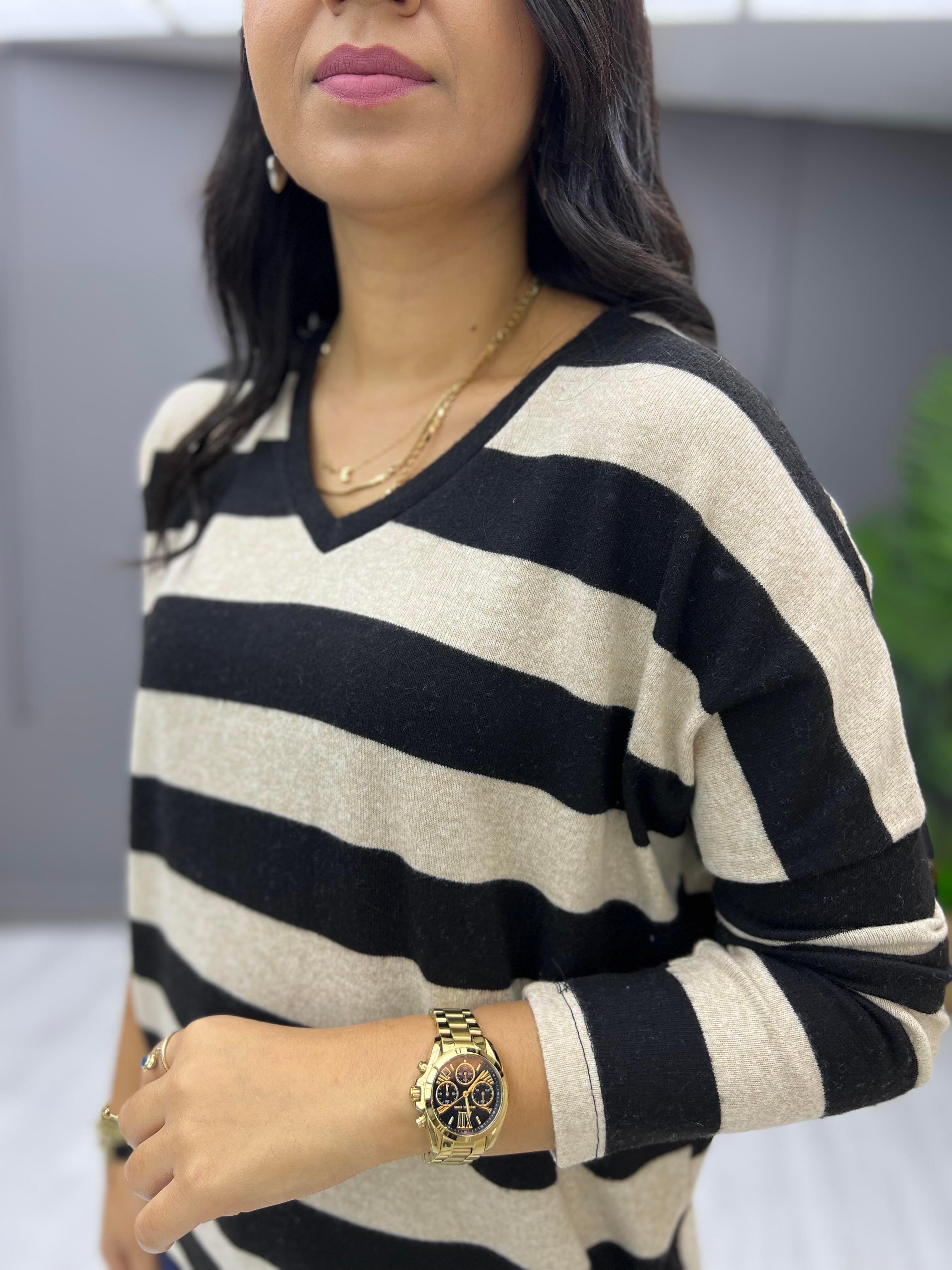 V Yaka Basic Çizgili Yumoş Sweat Siyah