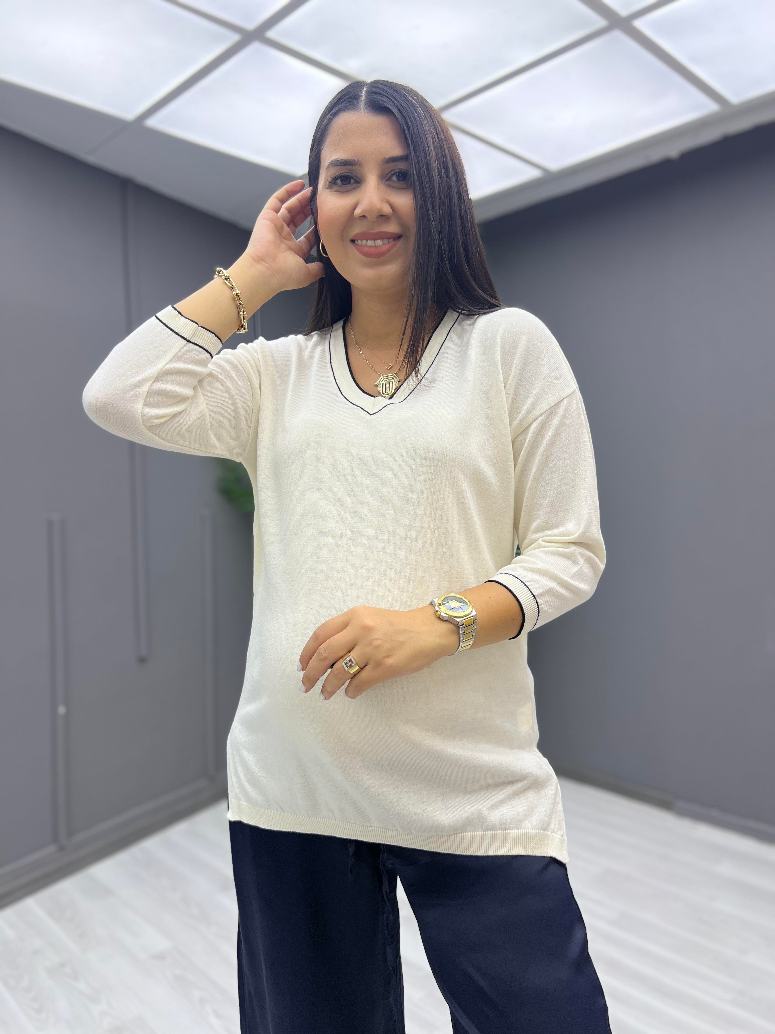 V Yaka Biyeli Pamuk Triko Bluz Ekru