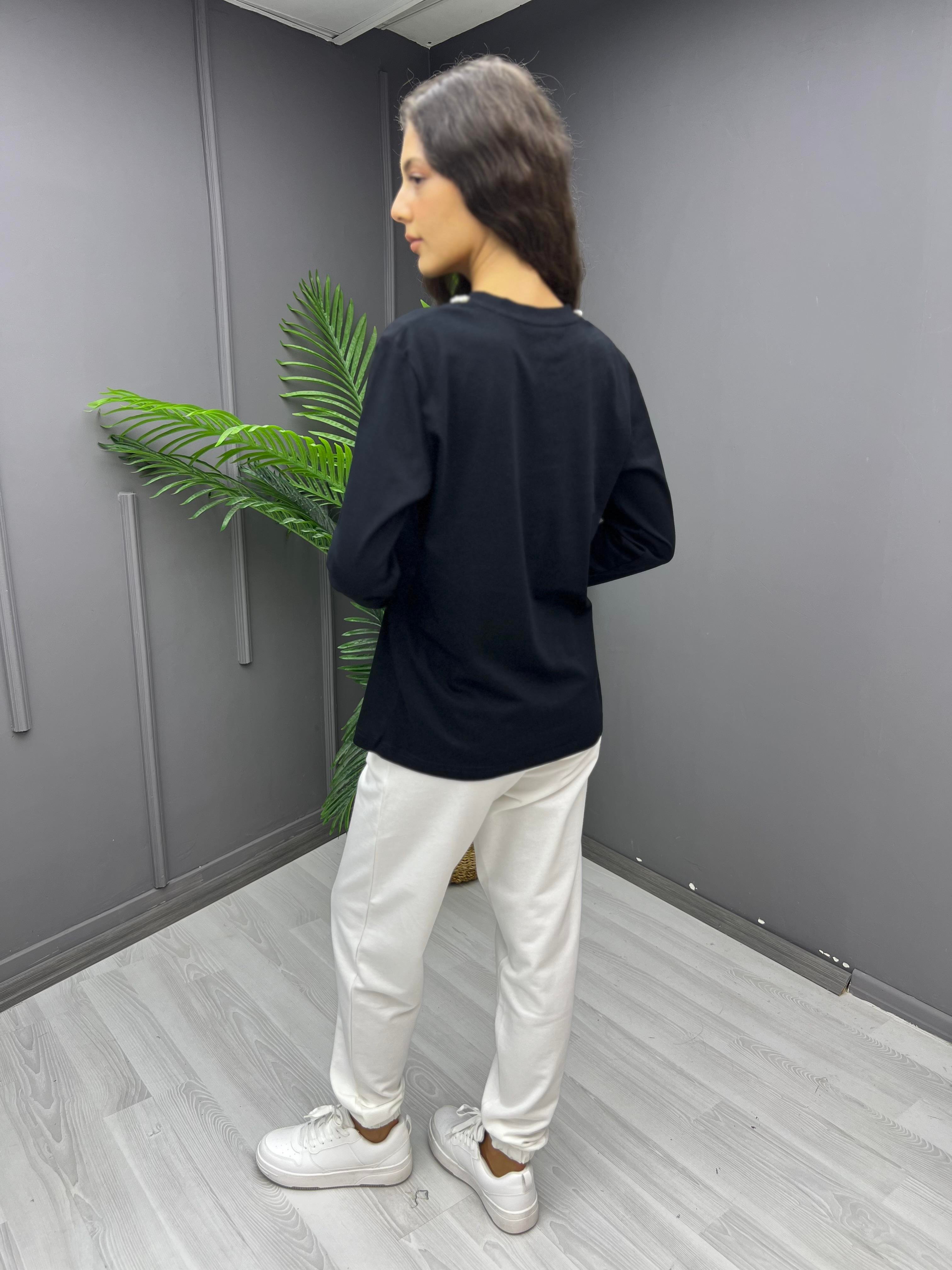 Yaka Taşlı Yazı Detay Sweat Siyah