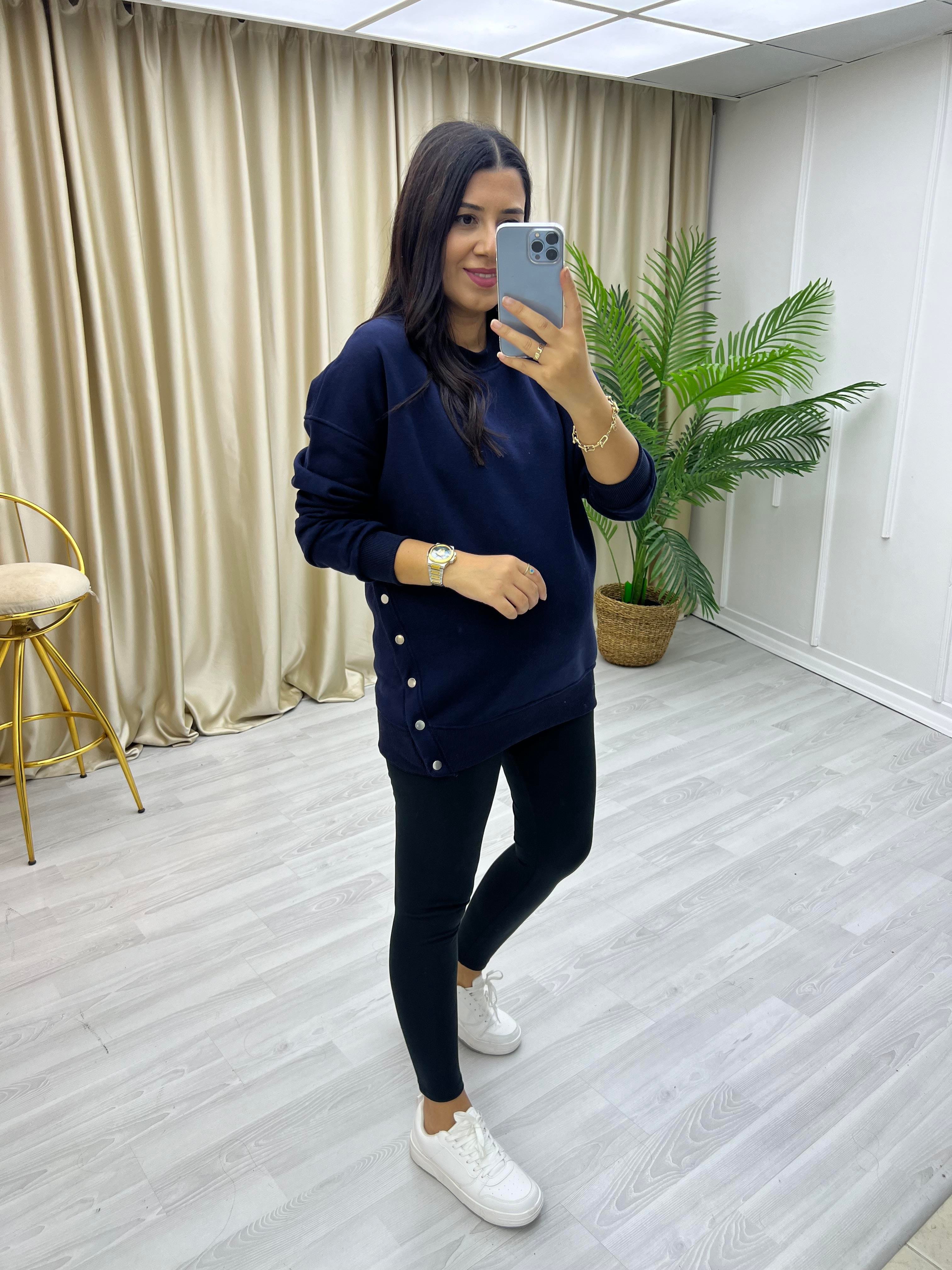 Yanlar Zımbalı Şardonlu Sweat Lacivert