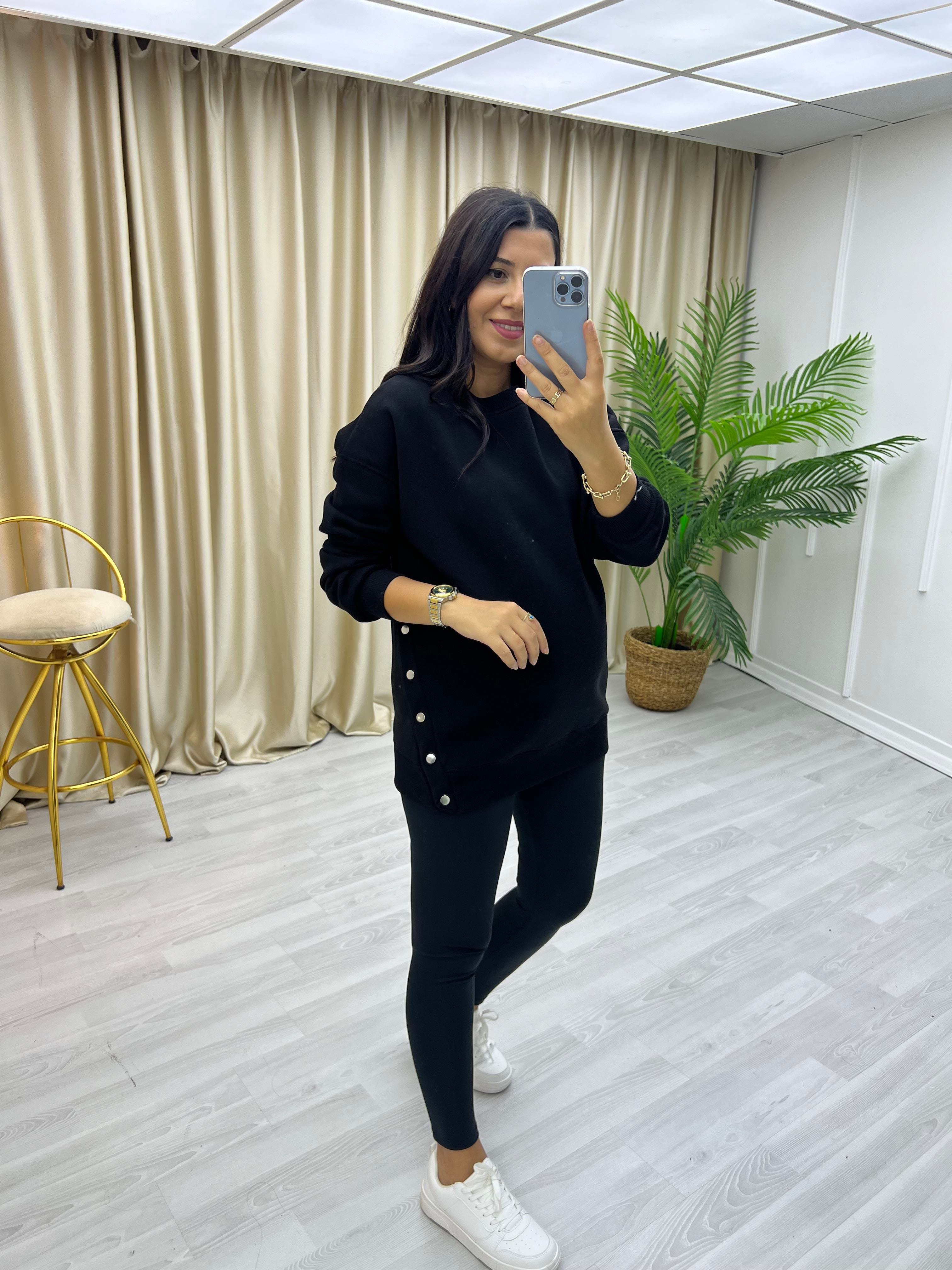 Yanlar Zımbalı Şardonlu Sweat Siyah