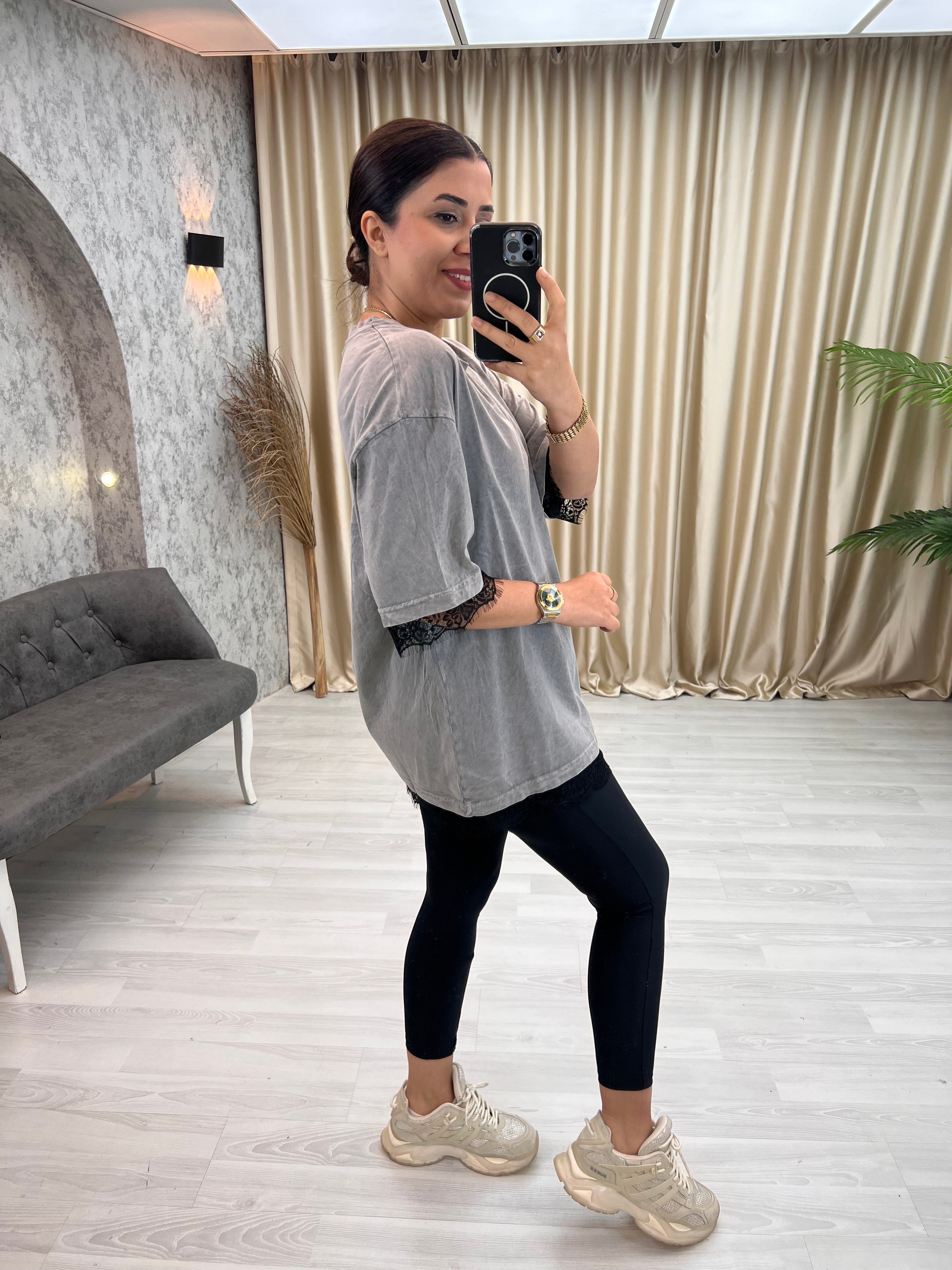 Yıkamalı Dantelli Tişört Gri