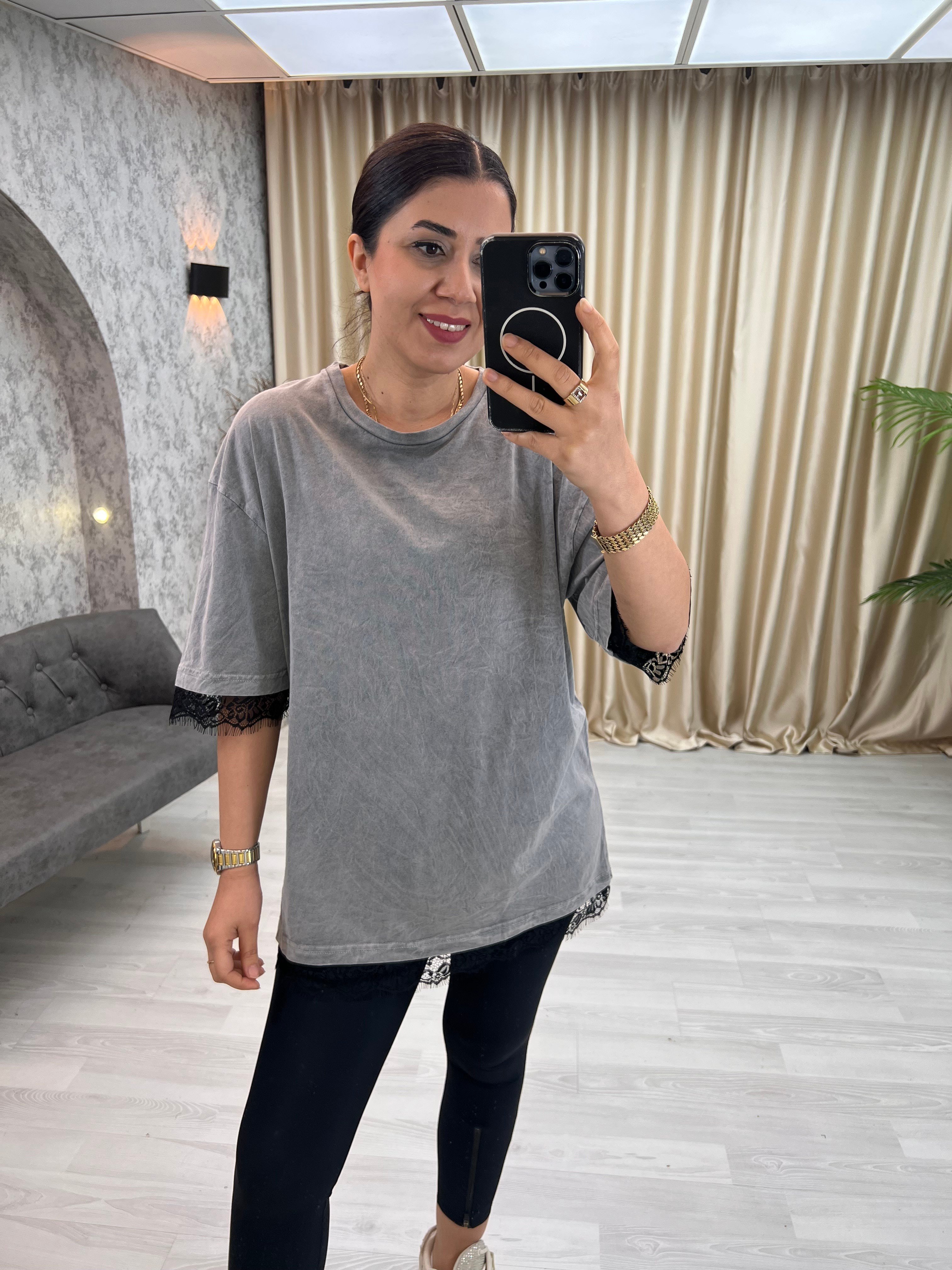 Yıkamalı Dantelli Tişört Gri