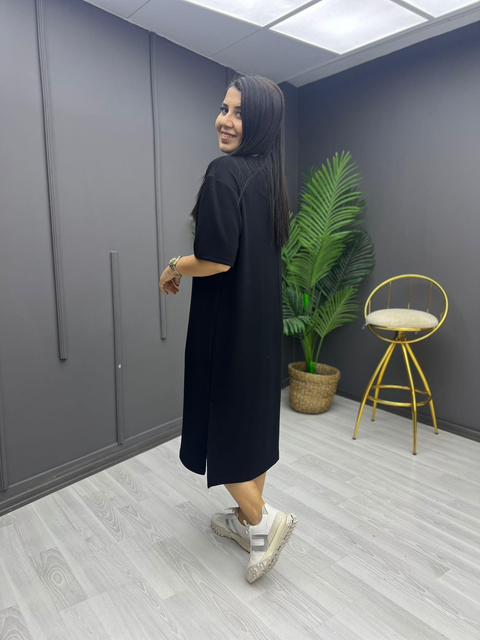 Yırtmaçlı Modal Elbise Siyah
