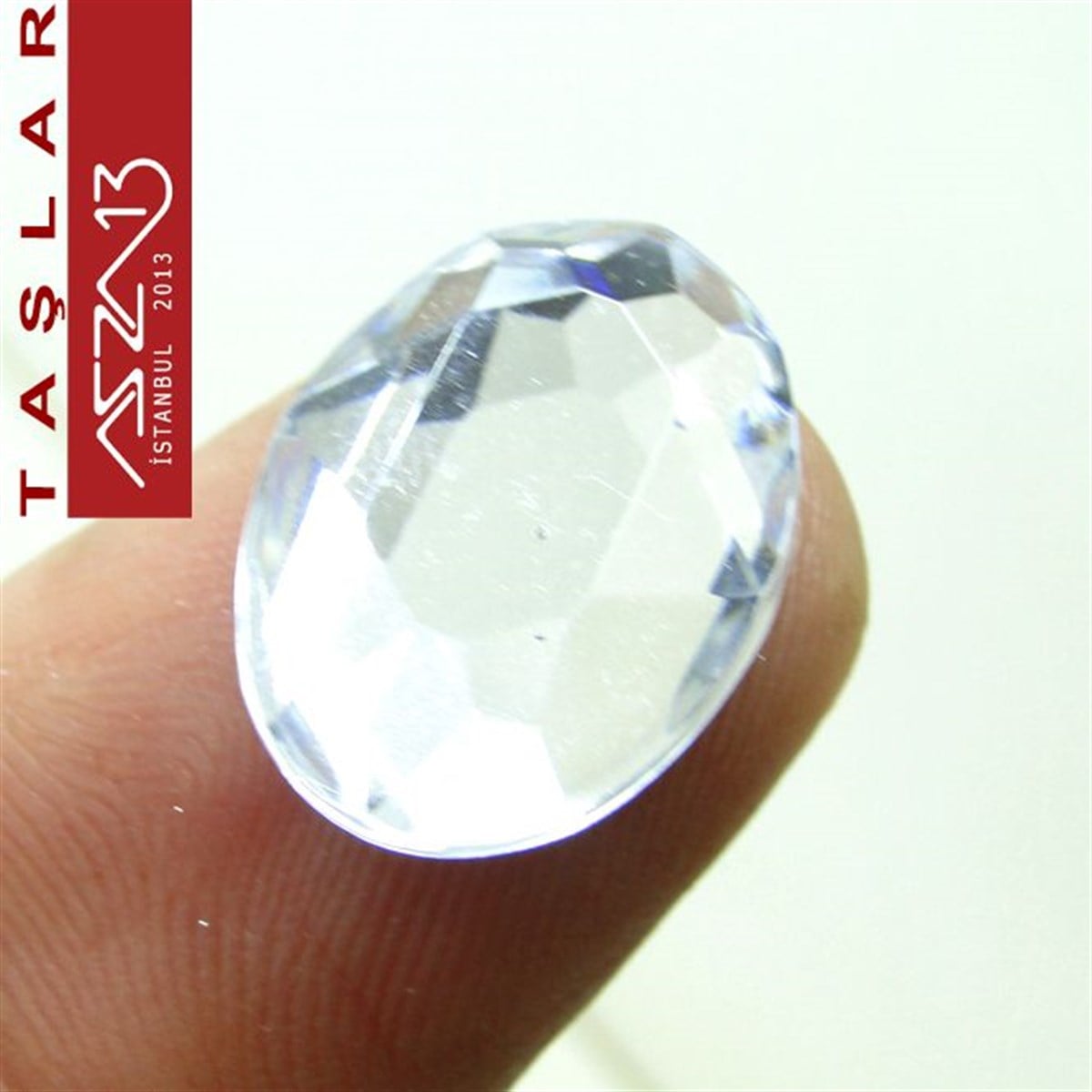 AKRİLİK TAŞKaboşon ve CameoMarkasız10 Adet 13x18 mm Kristal Renk Oval Akrilik Taş (6,6 gr)